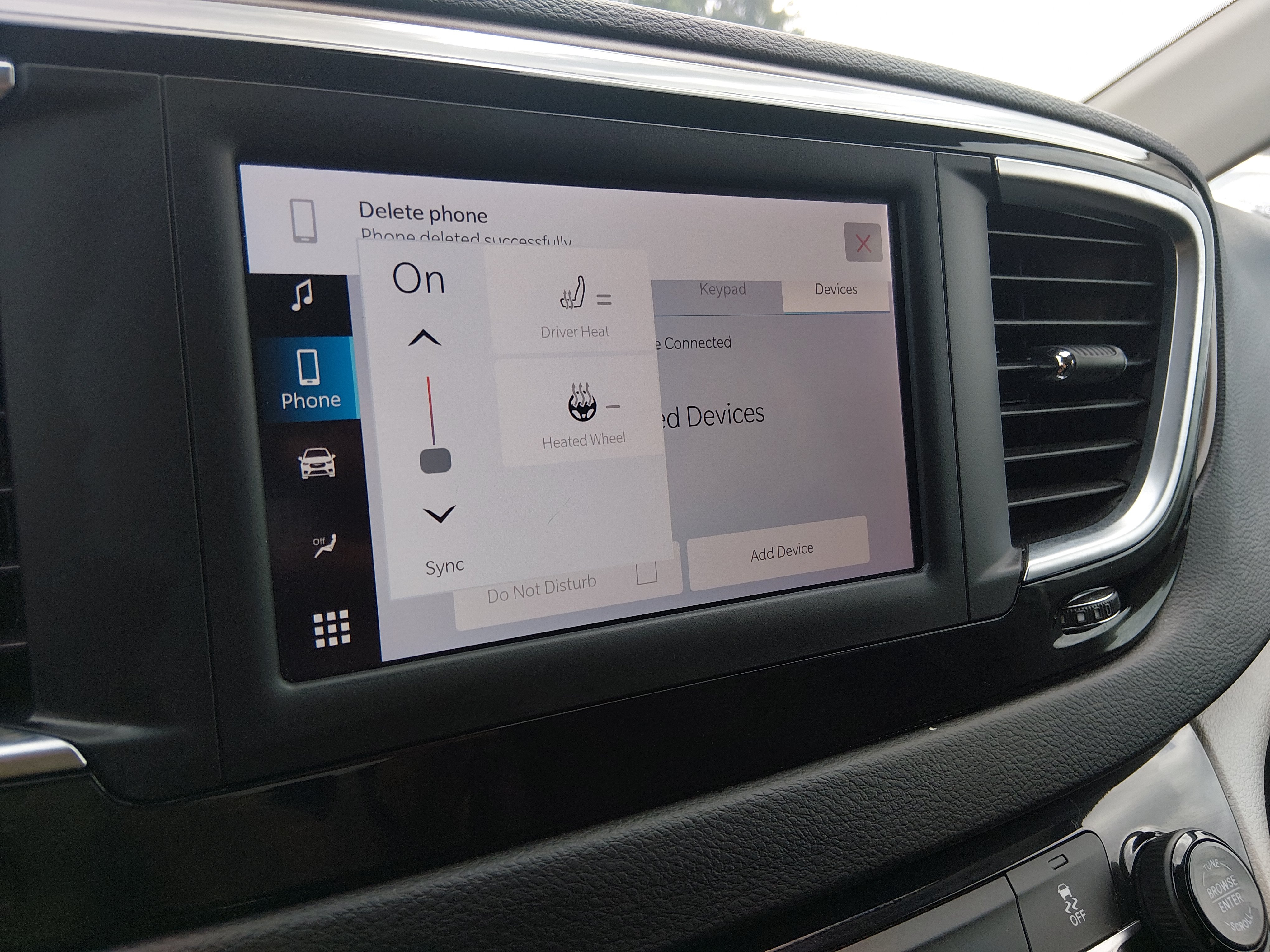 2023 Chrysler Voyager LX - Photo 18