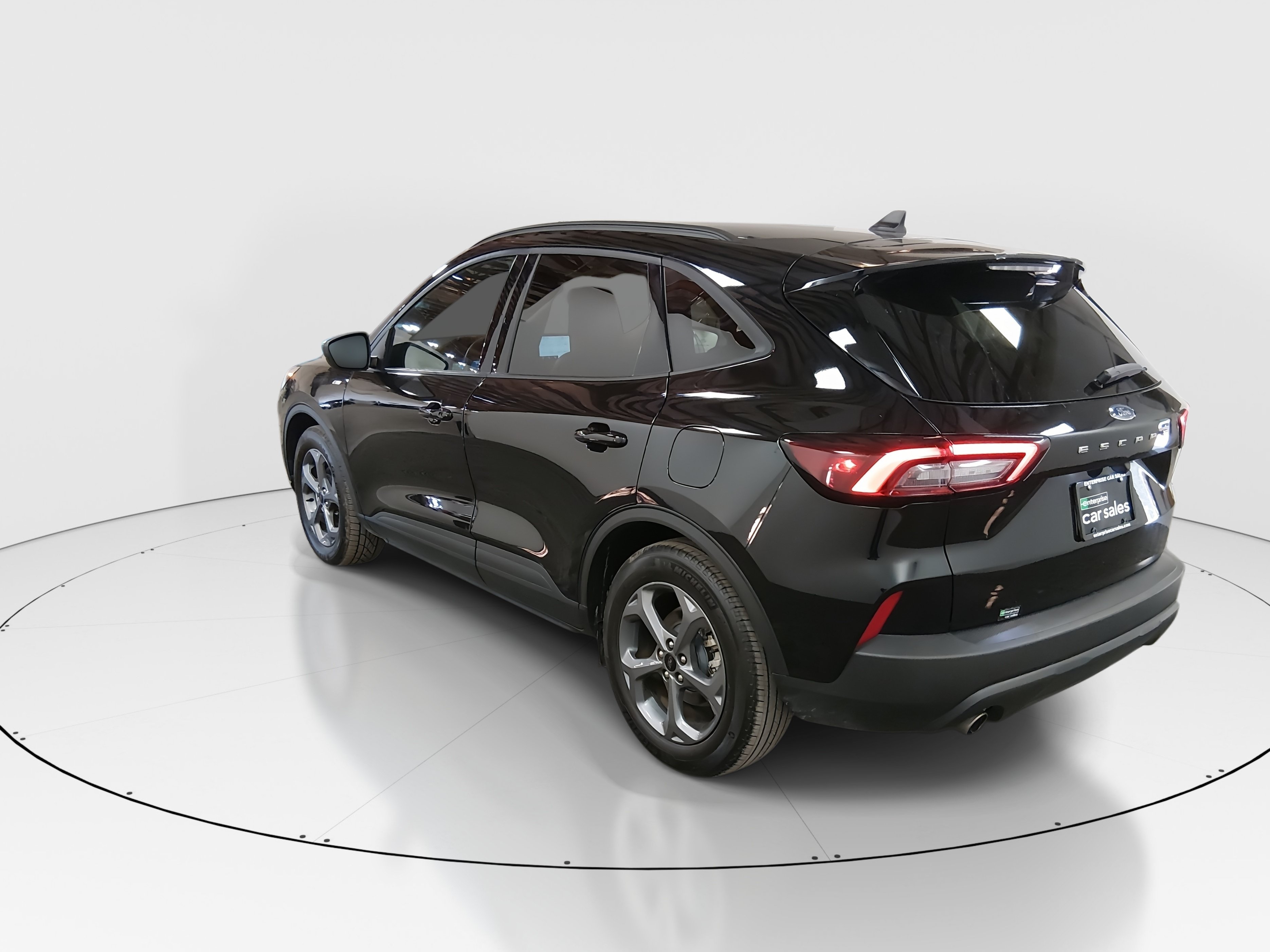 2025 Ford Escape ST-Line - Photo 5