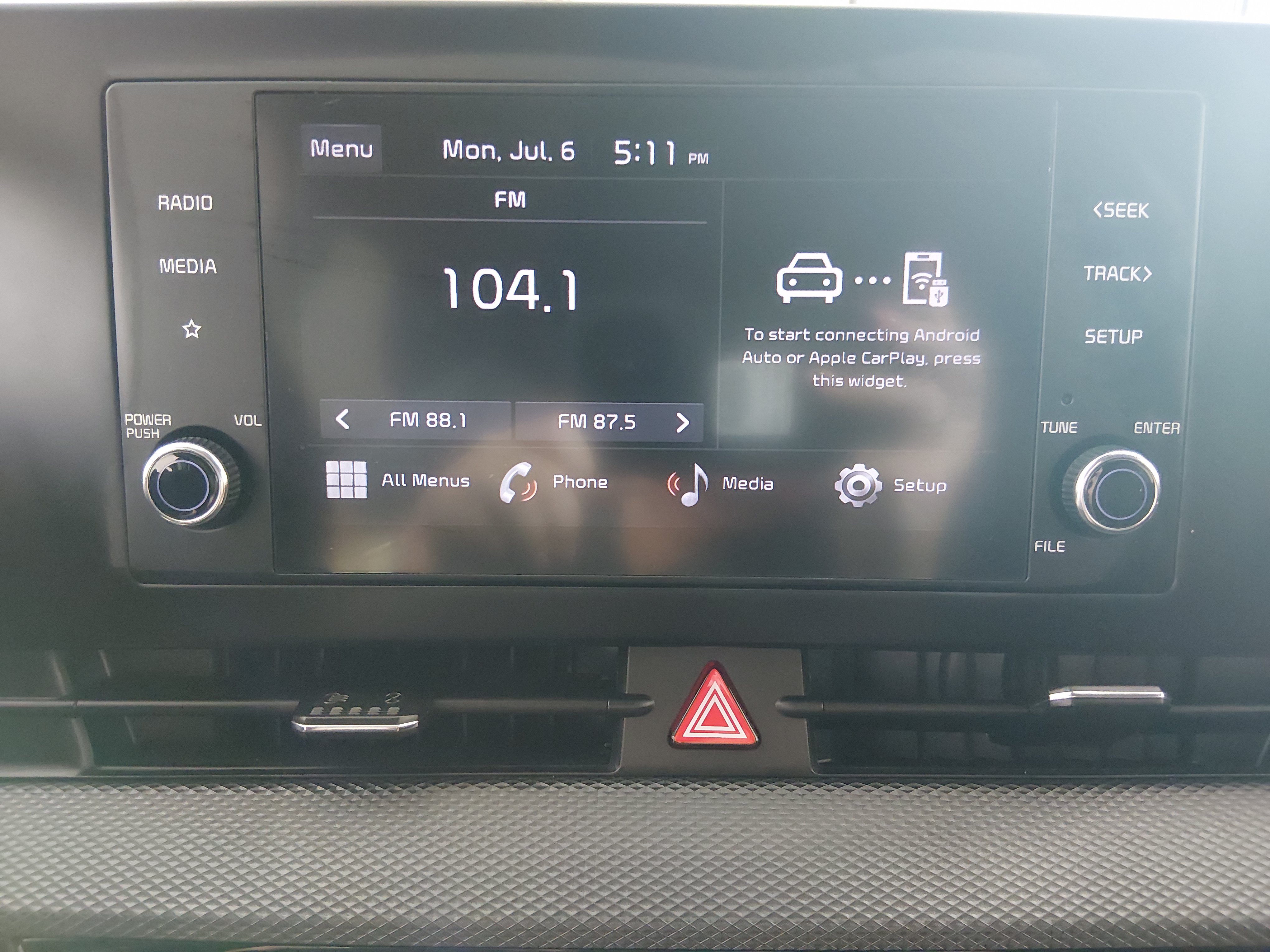 2024 Kia Sportage LX - Photo 17