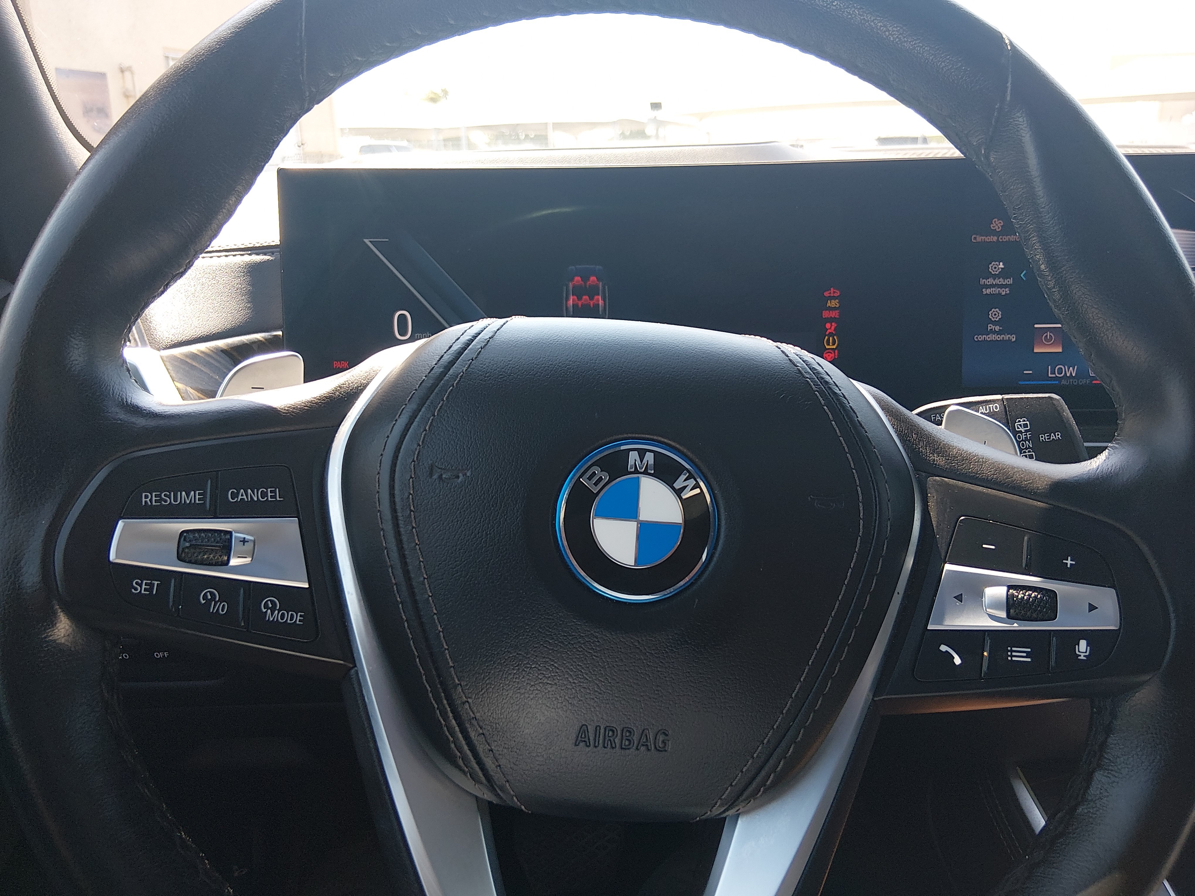 2025 BMW X5 50e - Photo 12