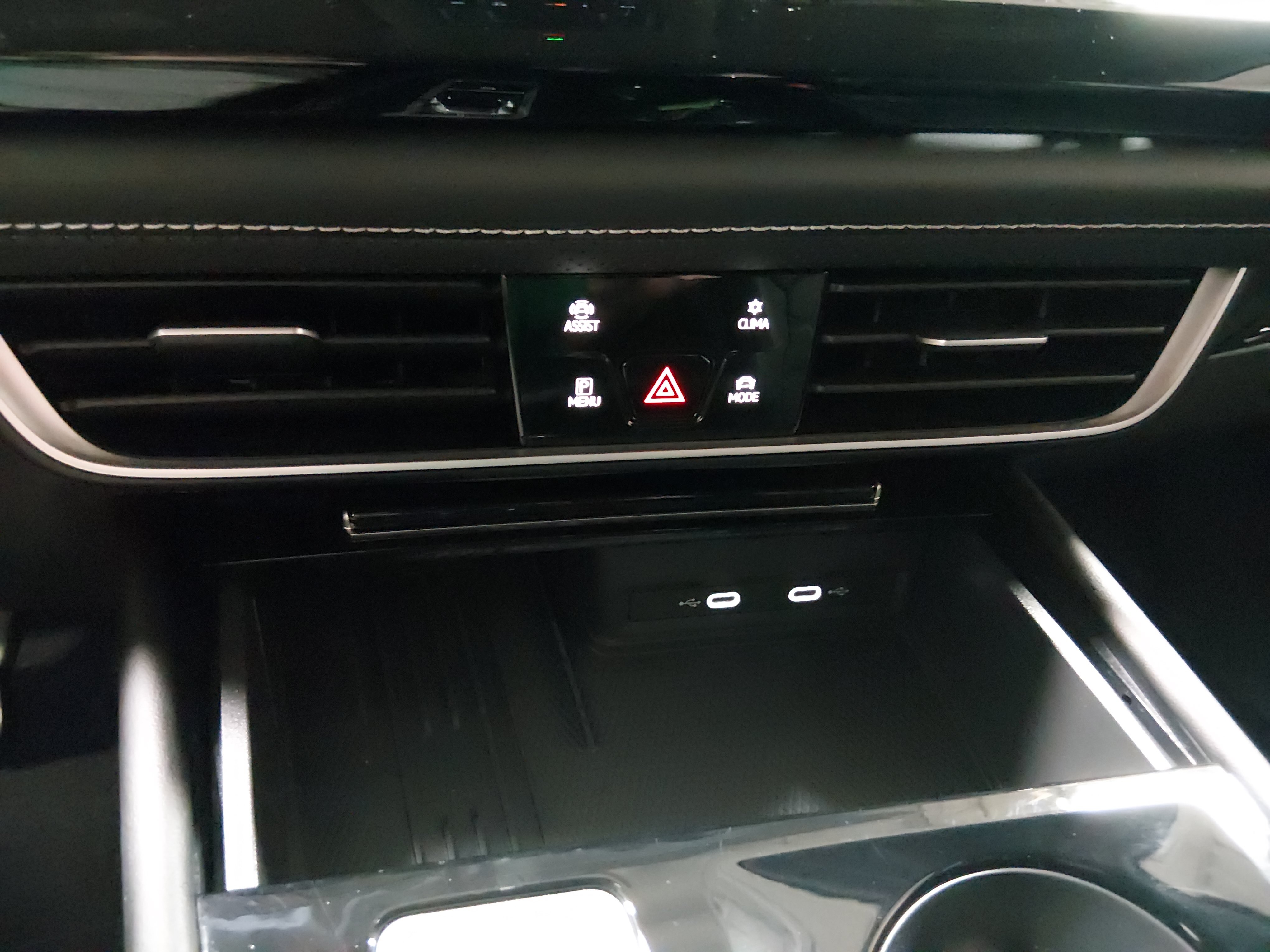 2026 Volkswagen Atlas SE w/Tech - Photo 19