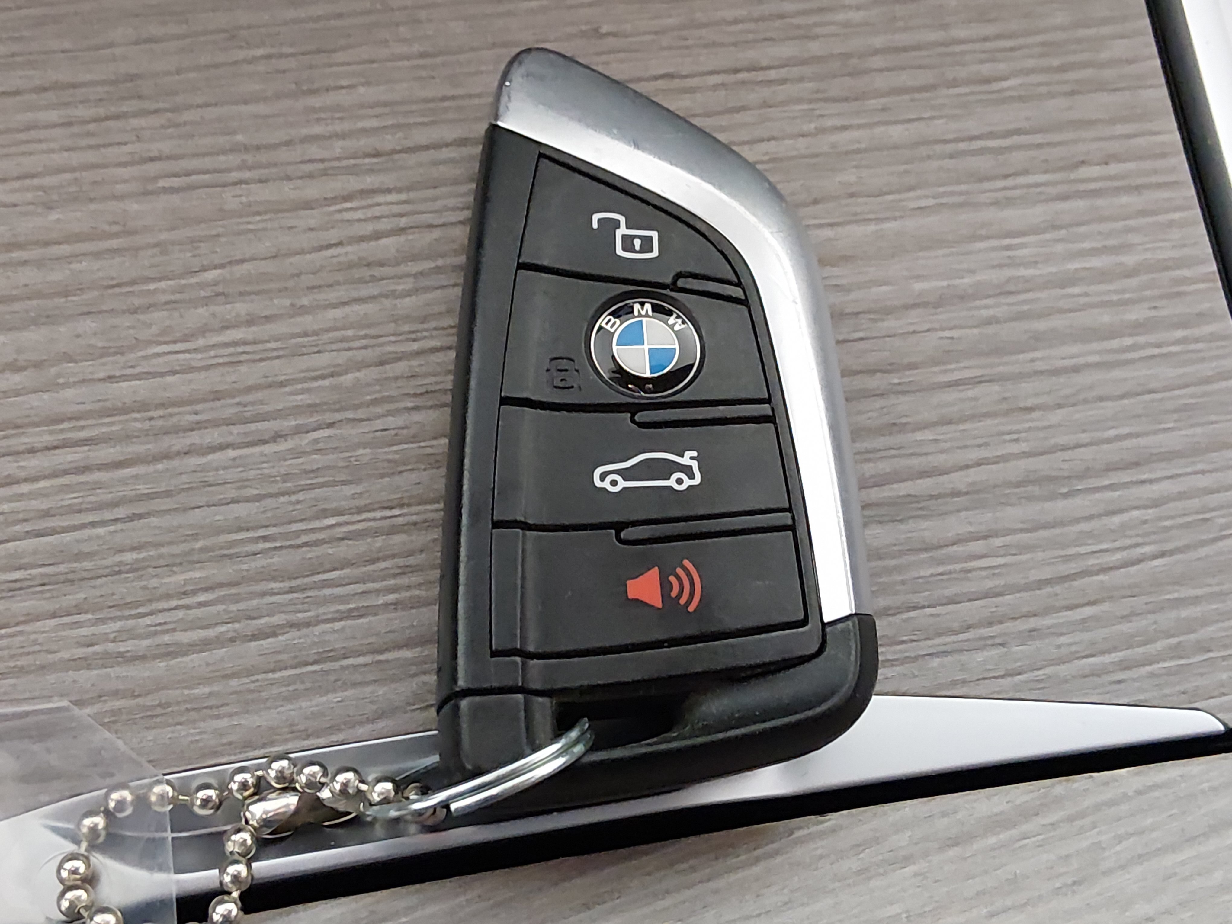 2025 BMW 3 Series 330i - Photo 15