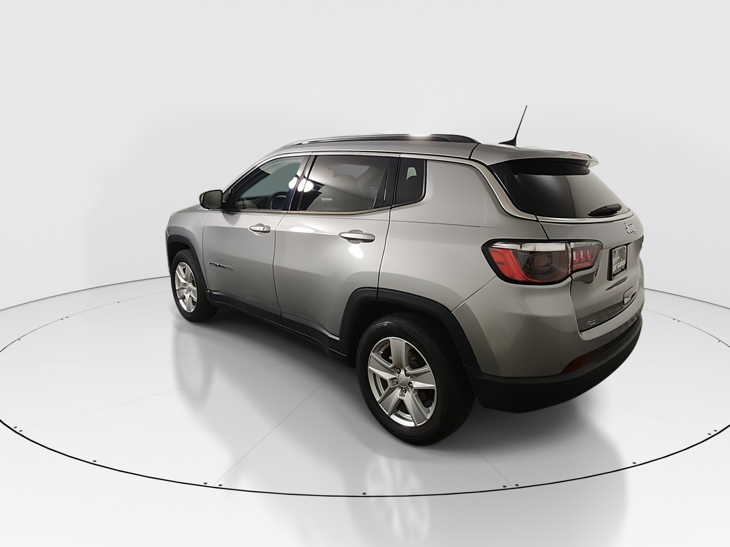 2022 Jeep Compass Altitude FWD 5