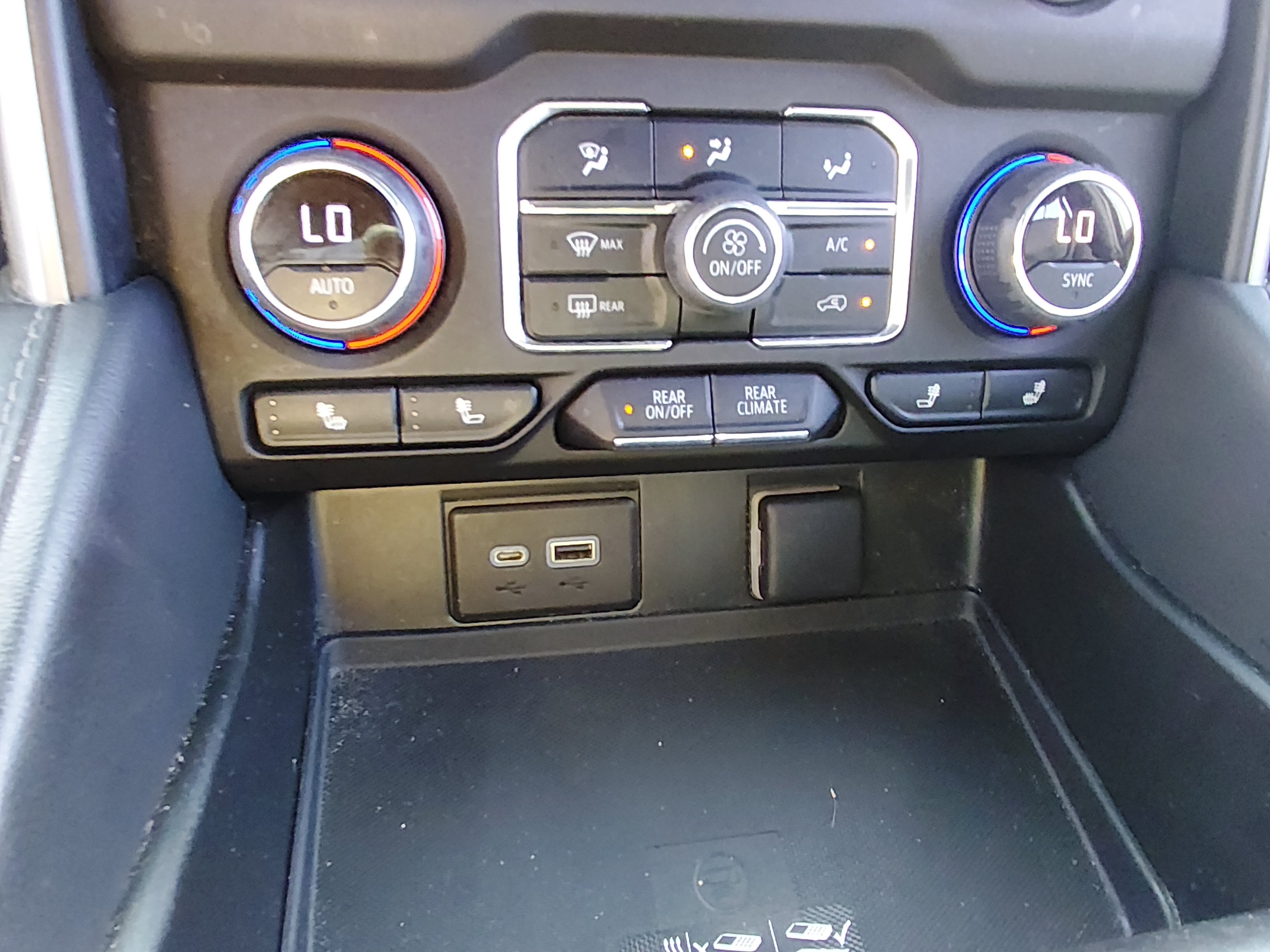 2023 Chevrolet Tahoe LT - Photo 20
