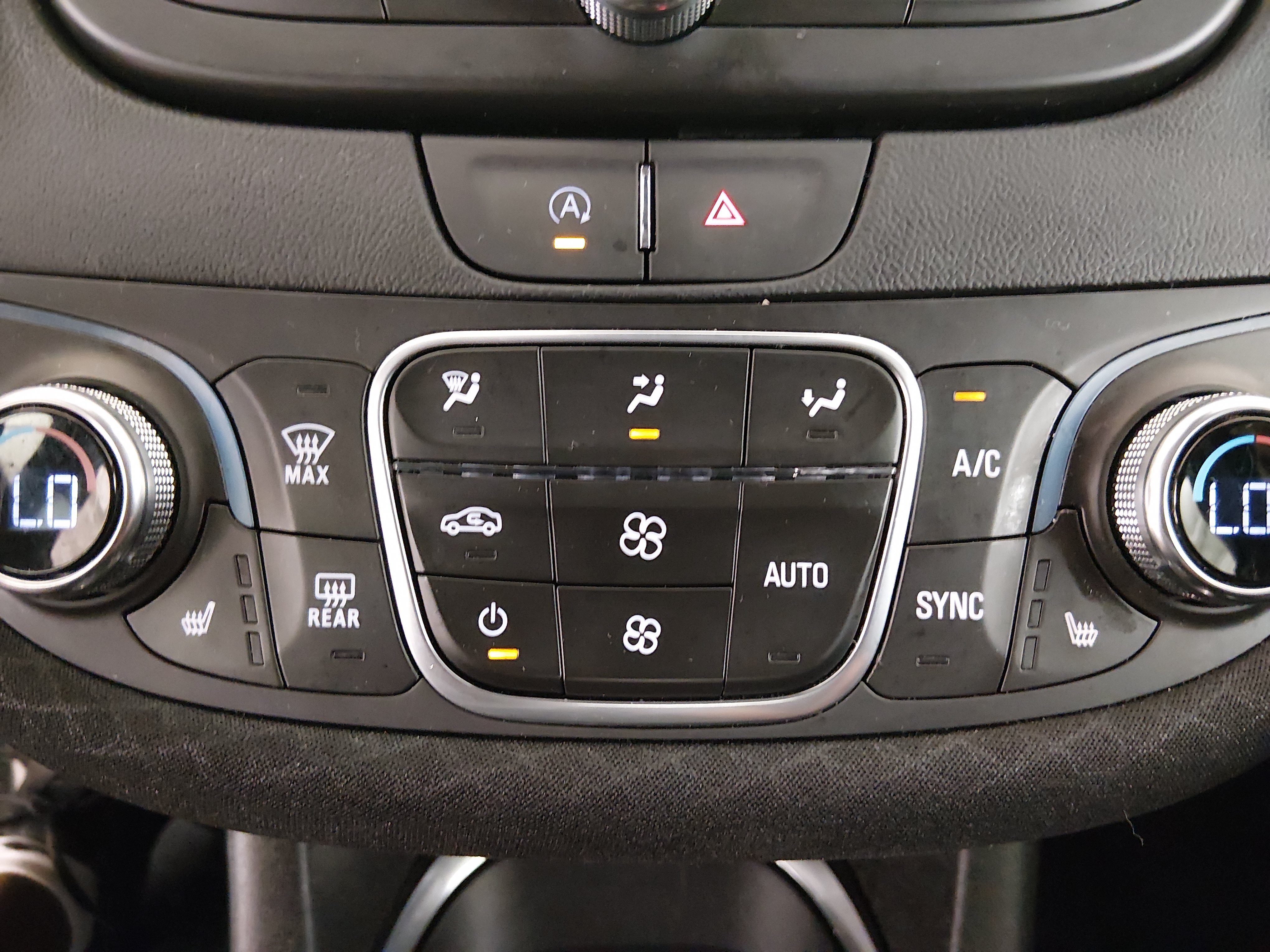 2023 Chevrolet Malibu 1LT - Photo 17
