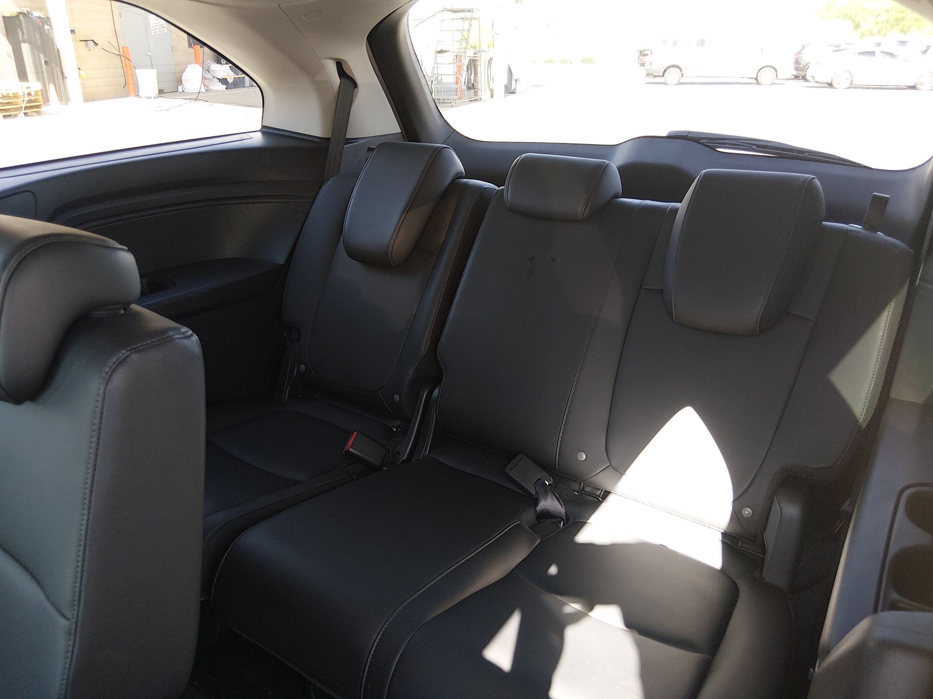 2025 Honda Odyssey EX-L - Photo 18