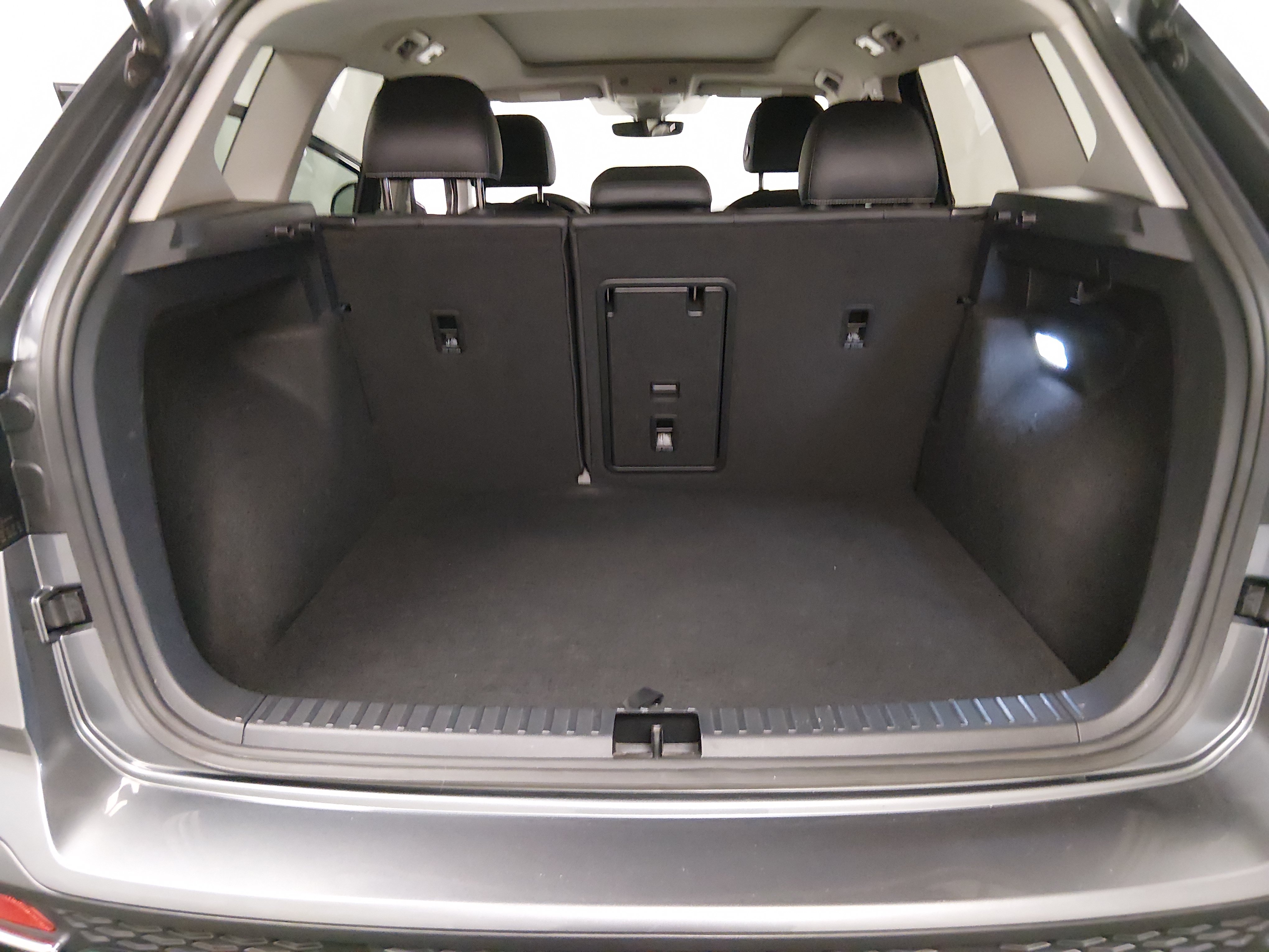 2024 Volkswagen Taos SE - Photo 11