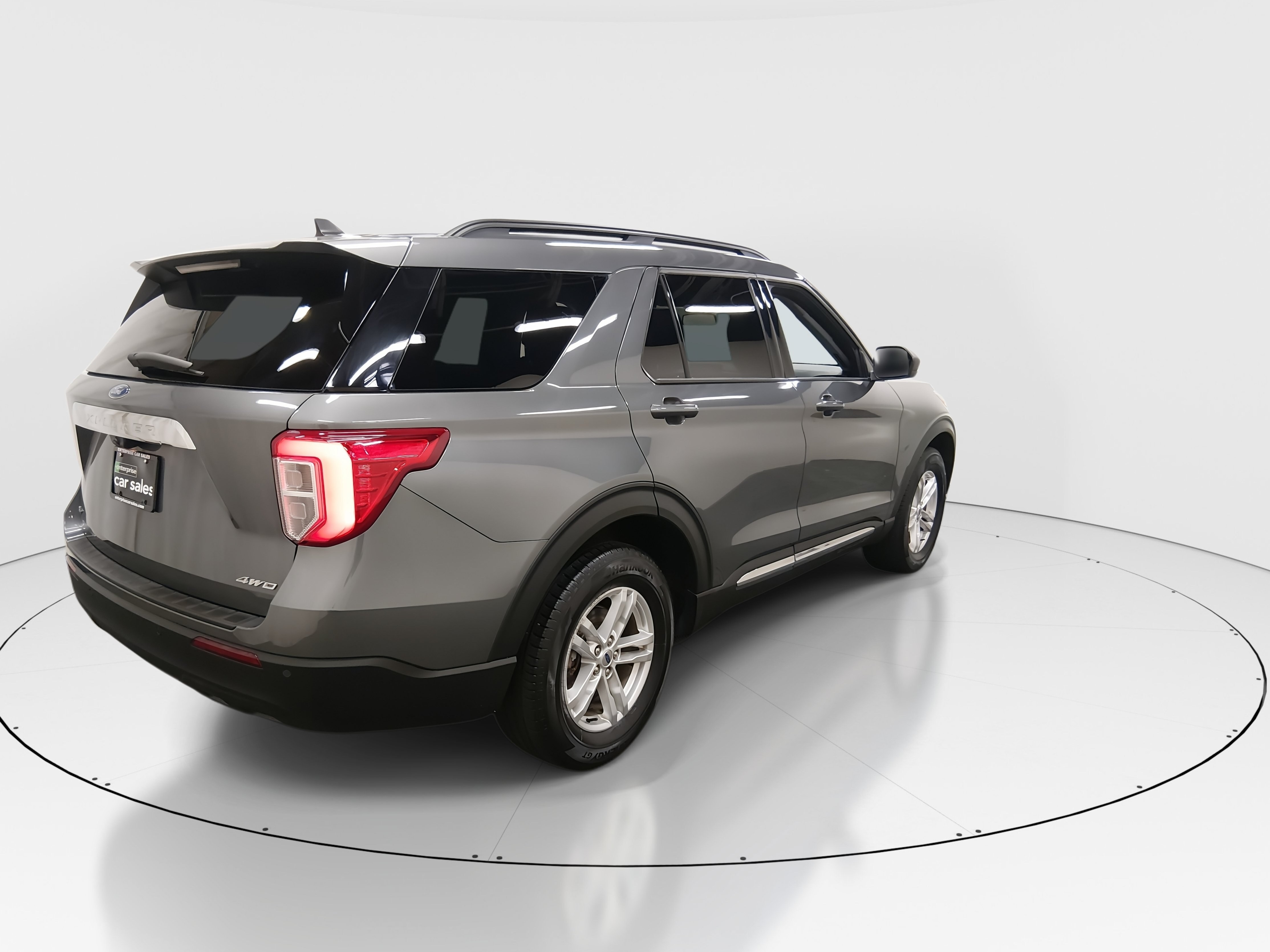 2023 Ford Explorer XLT - Photo 7