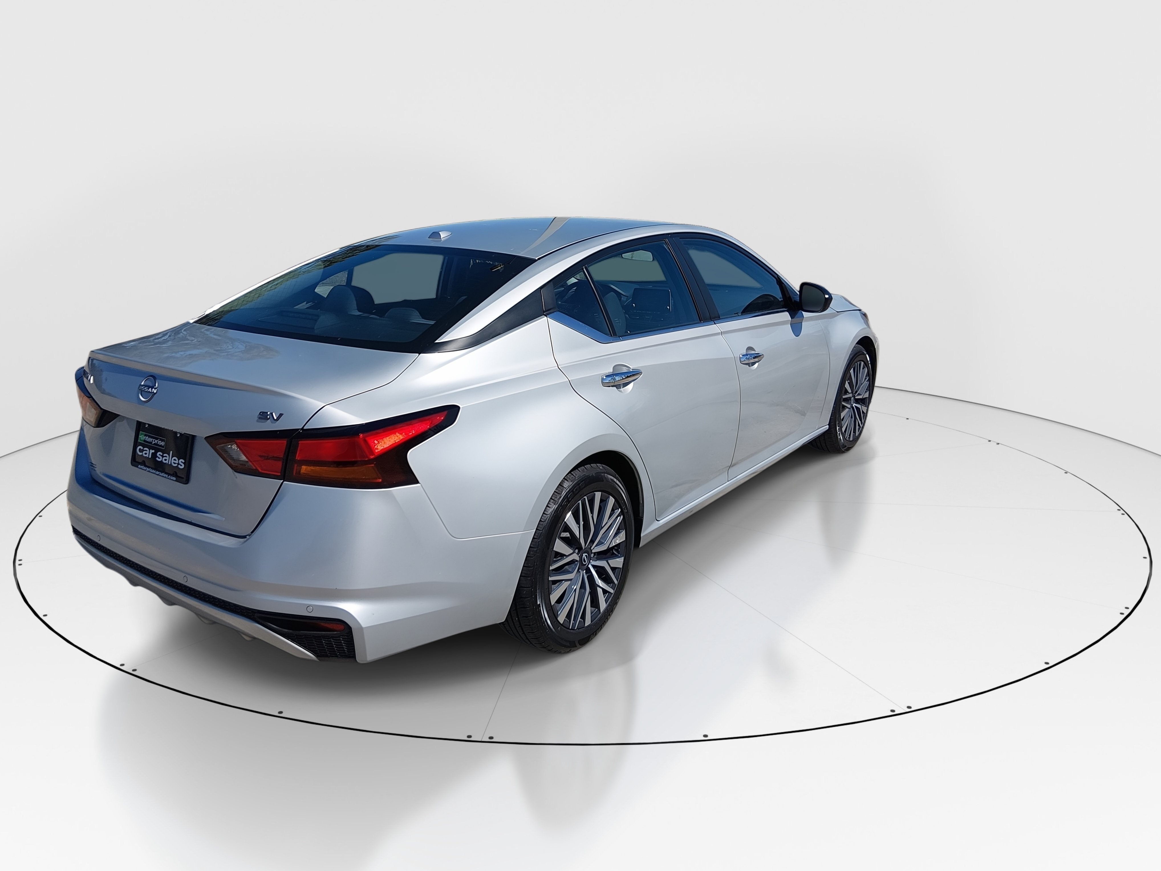 2024 Nissan Altima SV - Photo 7