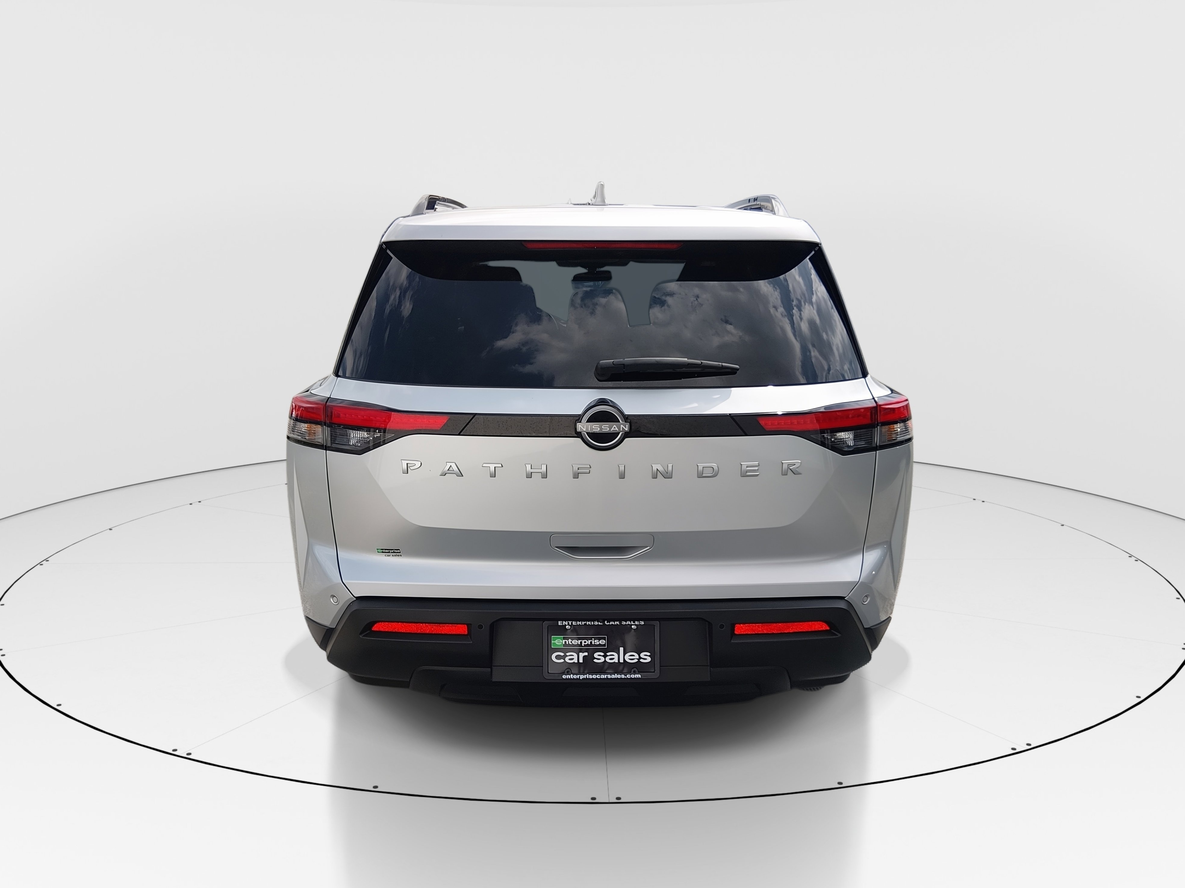 2025 Nissan Pathfinder SV - Photo 6