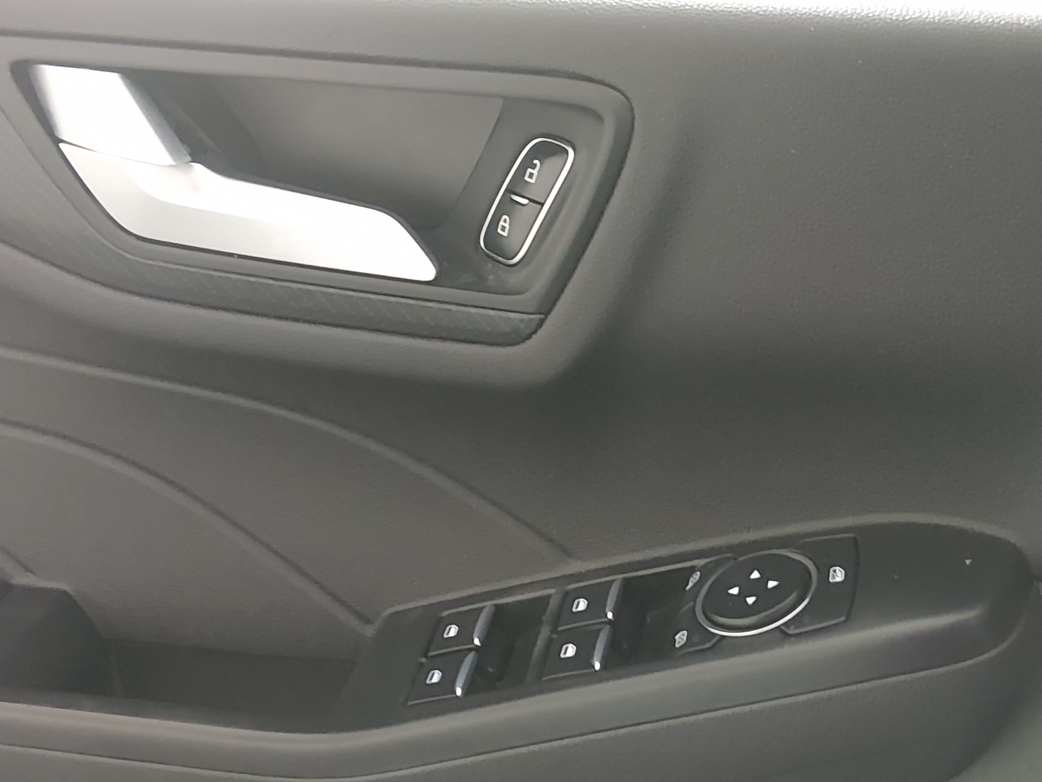 2023 Ford Escape ST-Line - Photo 18