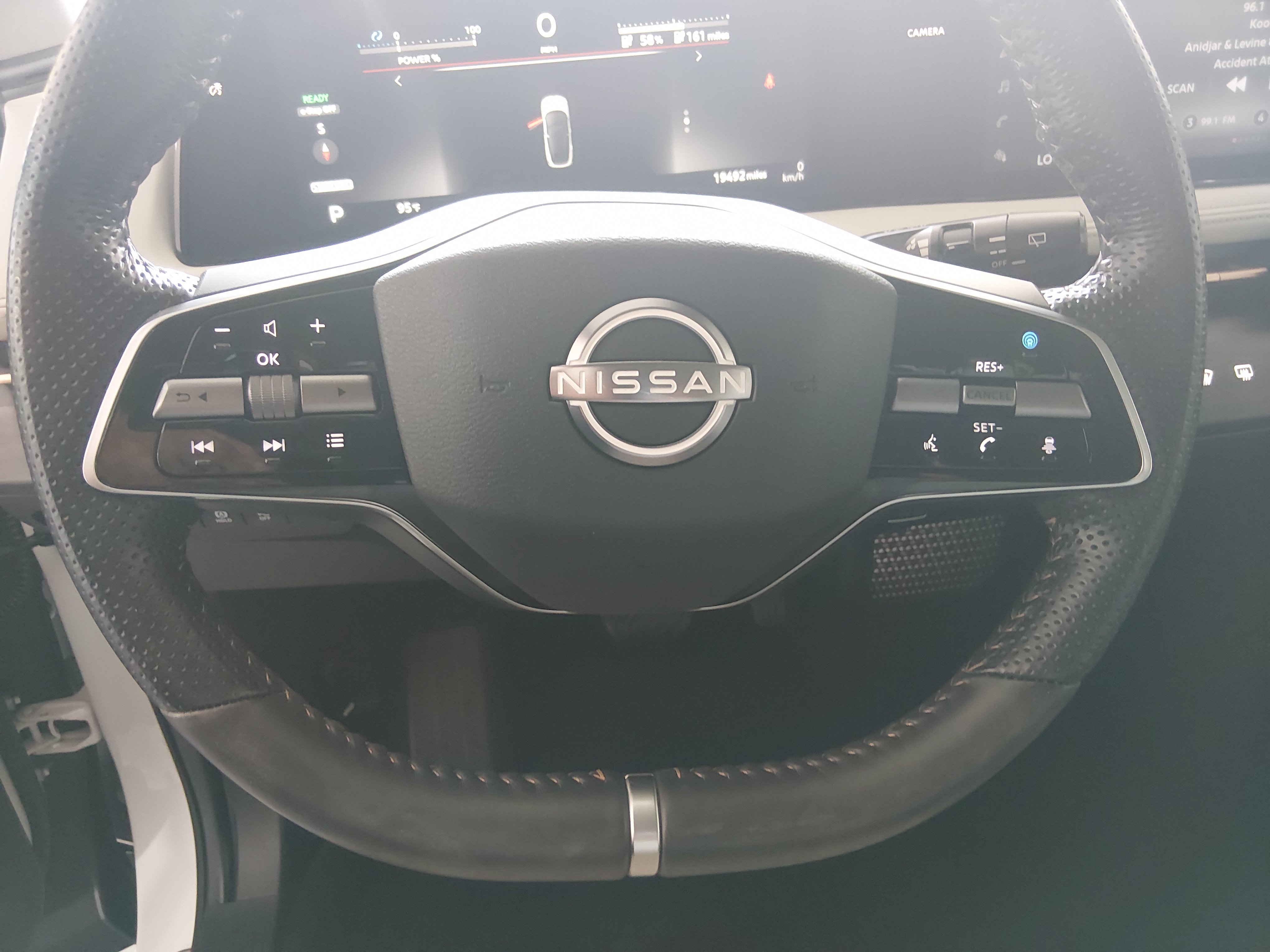 2024 Nissan ARIYA 12
