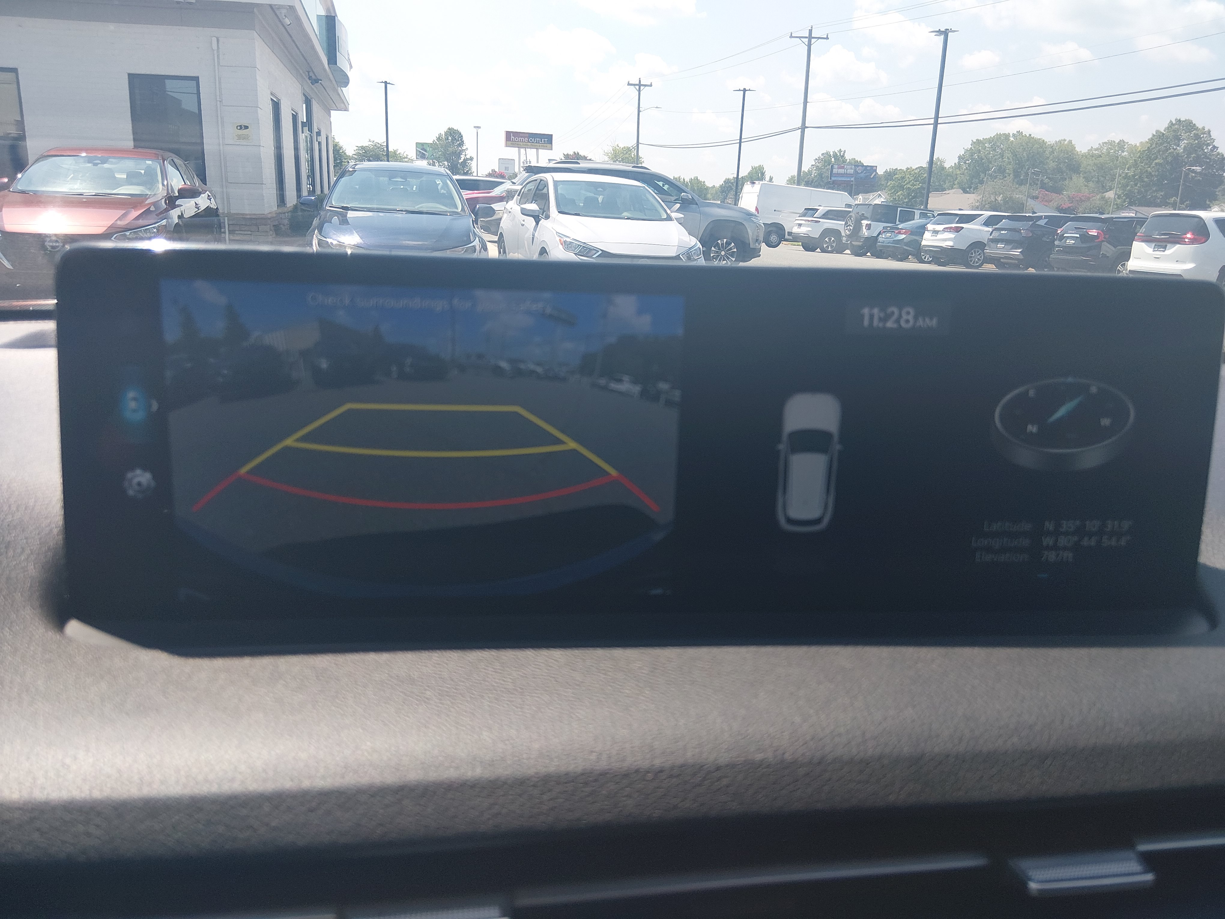 2025 GENESIS GV70 Standard - Photo 16