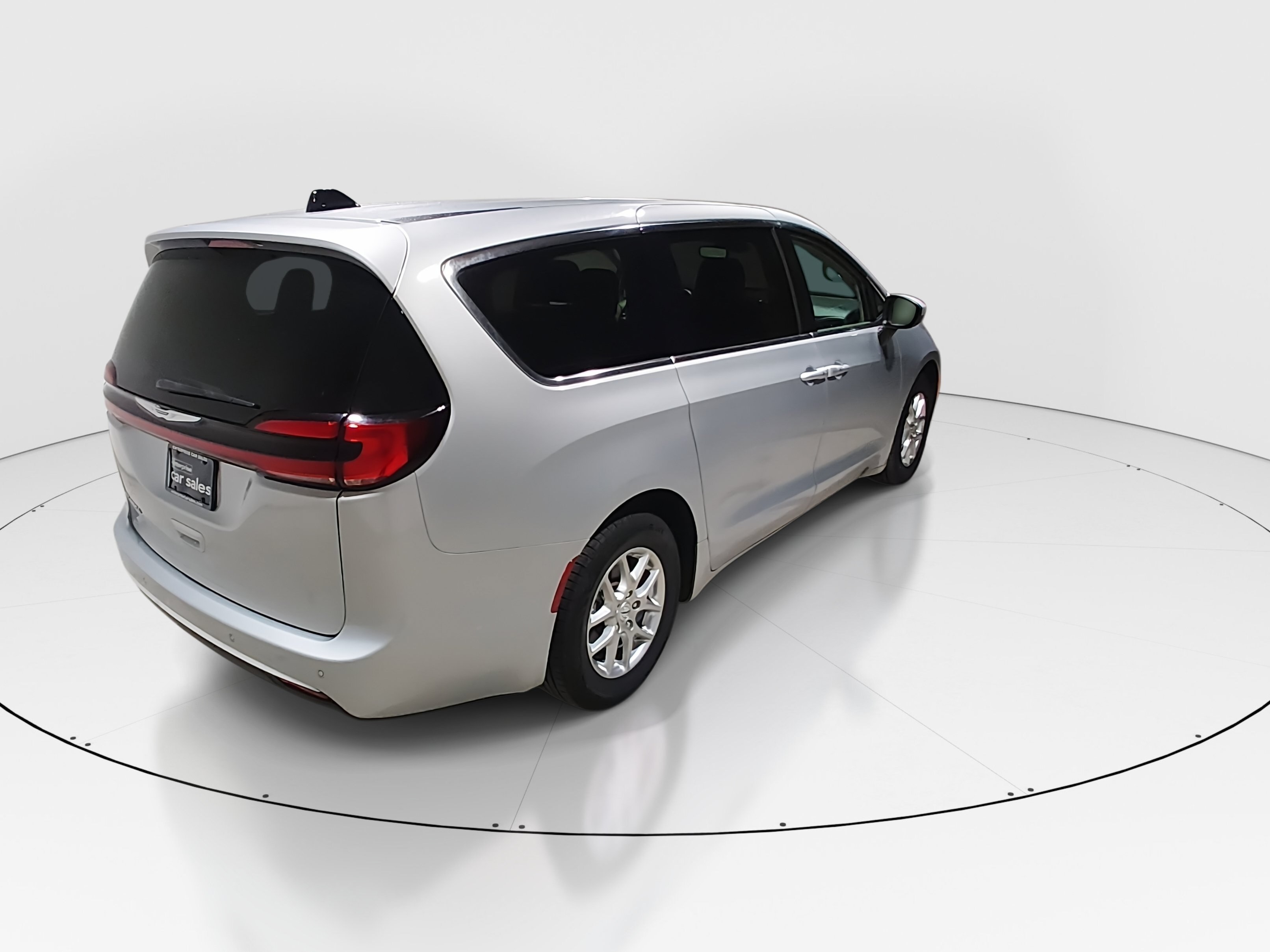 2023 Chrysler Pacifica Touring L - Photo 7