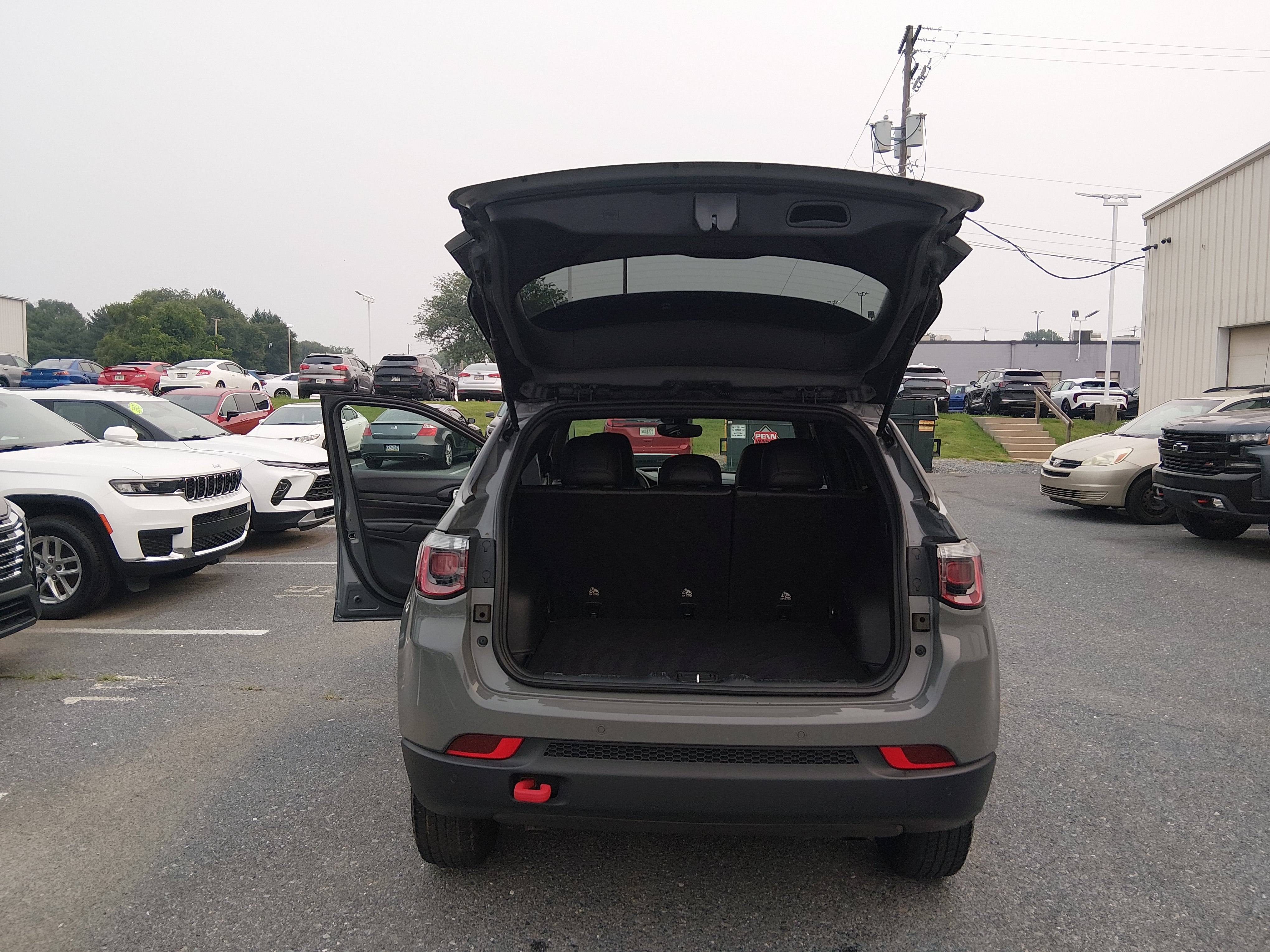 2023 Jeep Compass Trailhawk - Photo 11