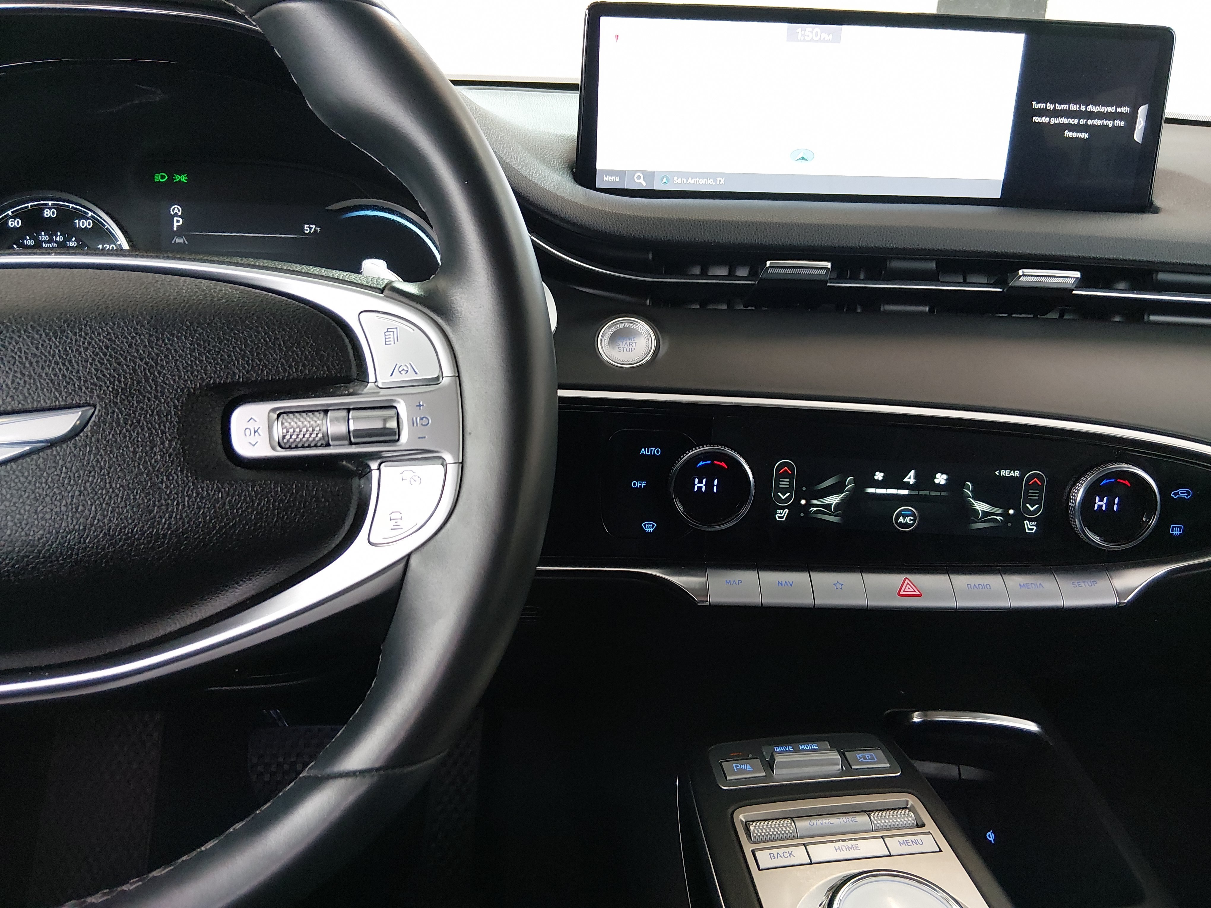 2025 GENESIS GV70 Standard - Photo 20