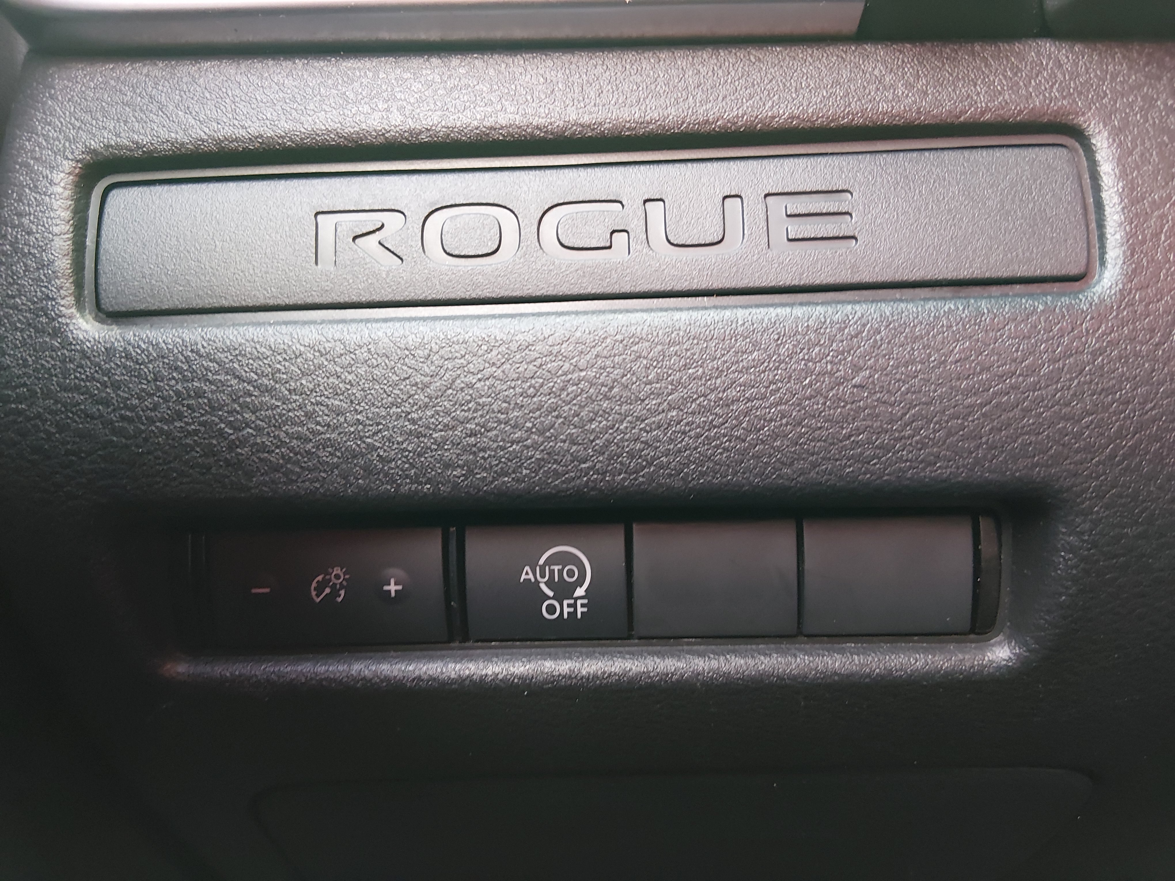 2023 Nissan Rogue S - Photo 13
