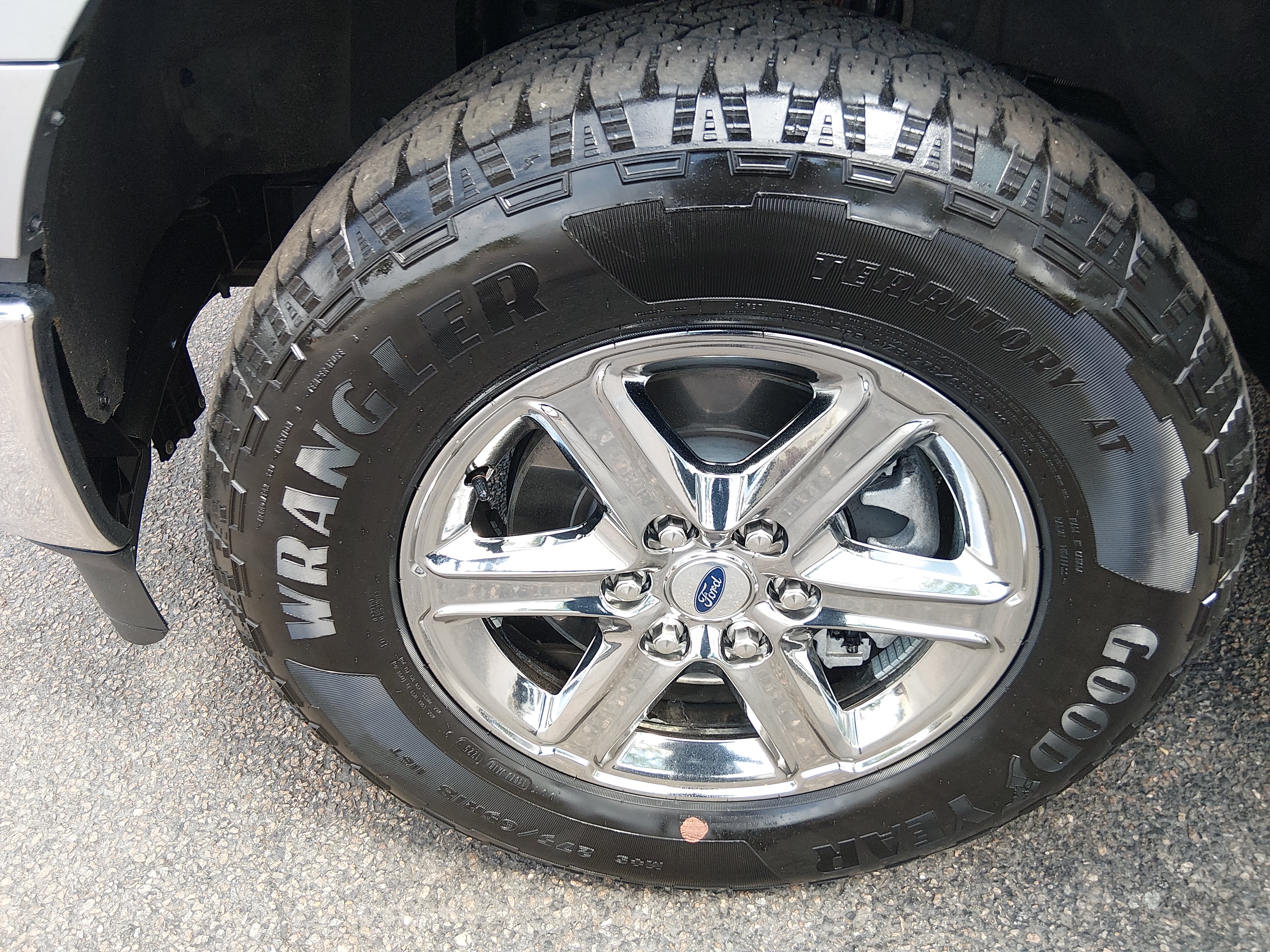 2025 Ford F-150 XLT - Photo 10