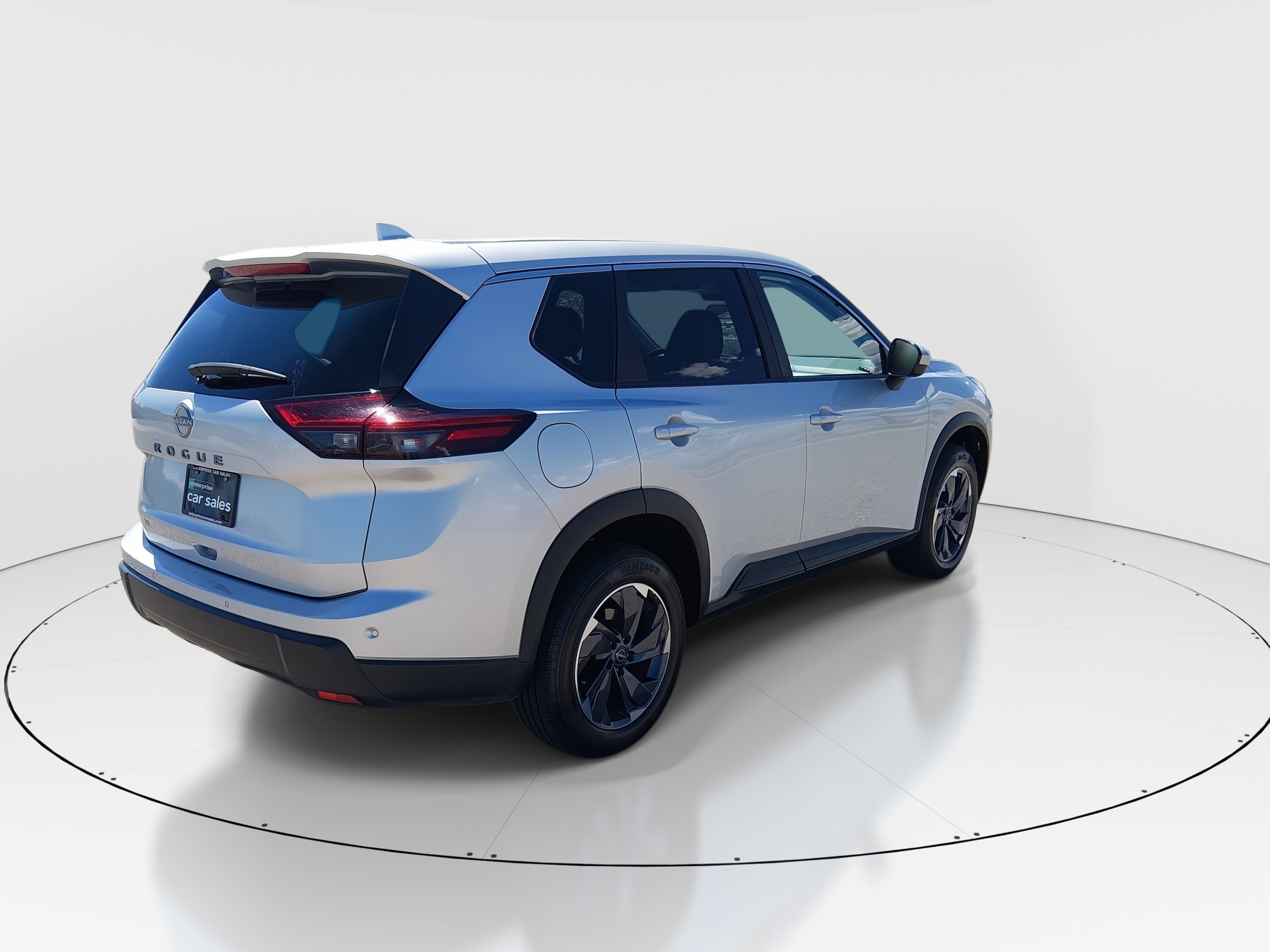 2025 Nissan Rogue SV - Photo 7