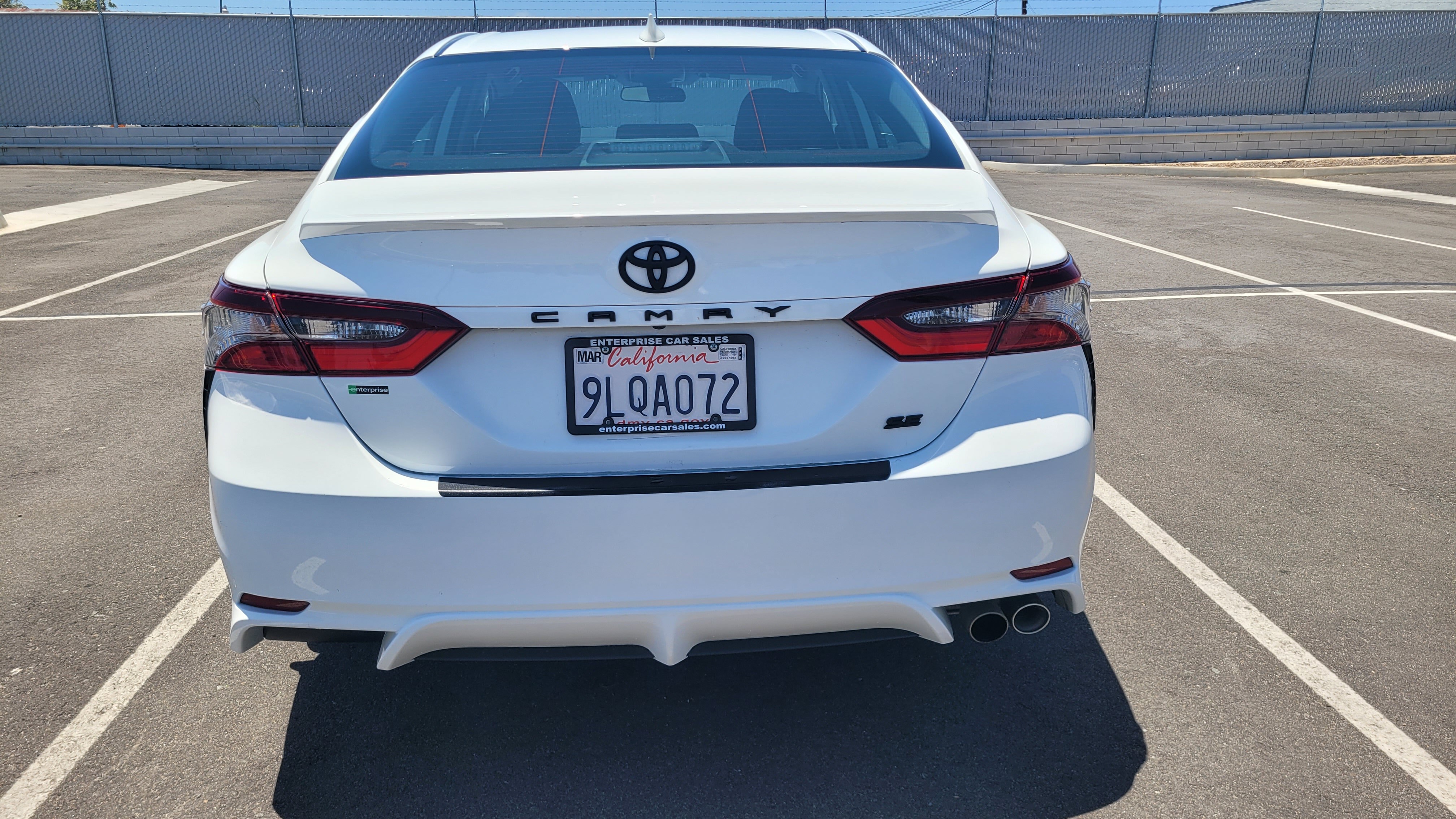 2024 Toyota Camry SE - Photo 6