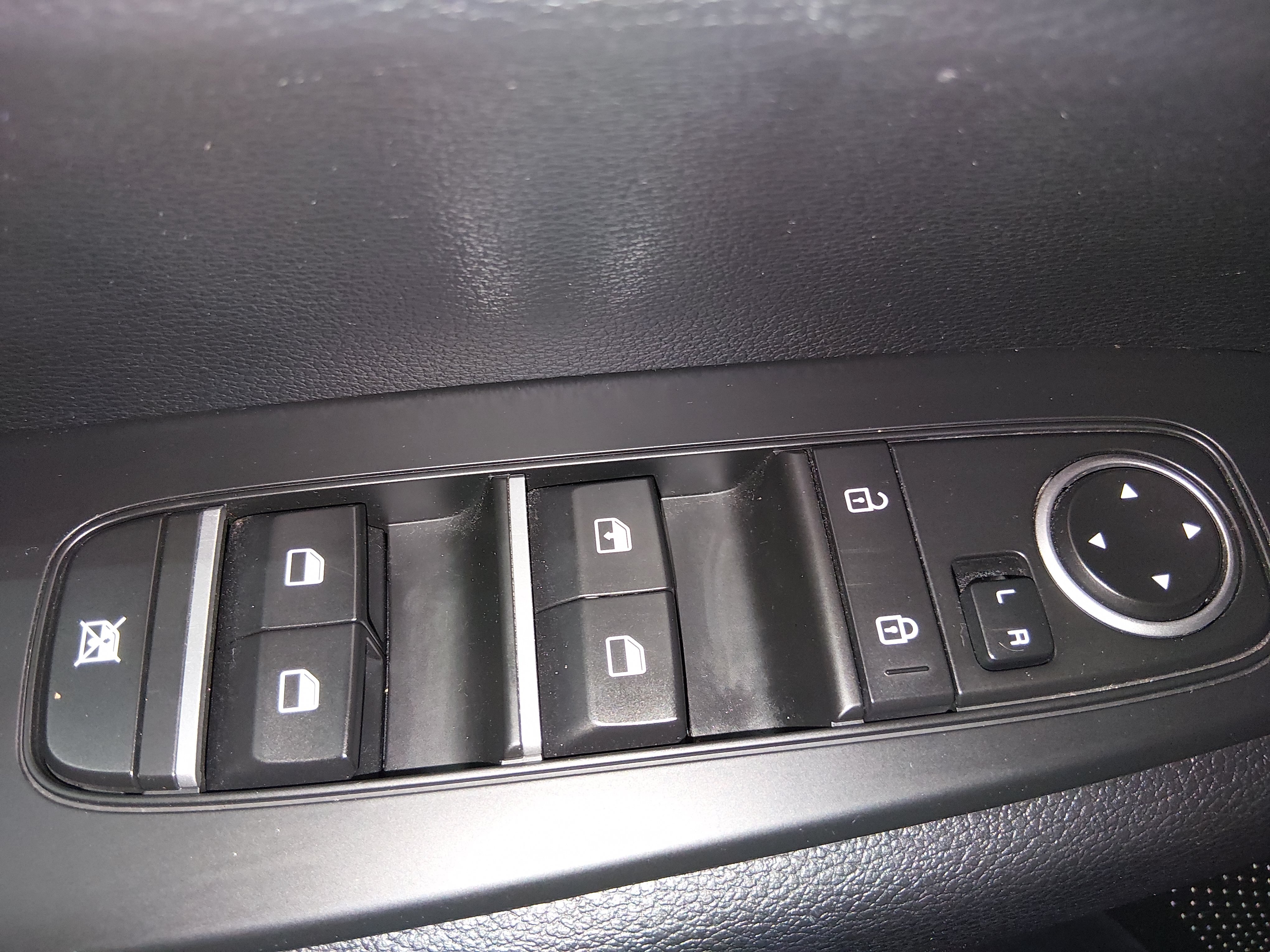2024 Kia Forte LXS - Photo 19
