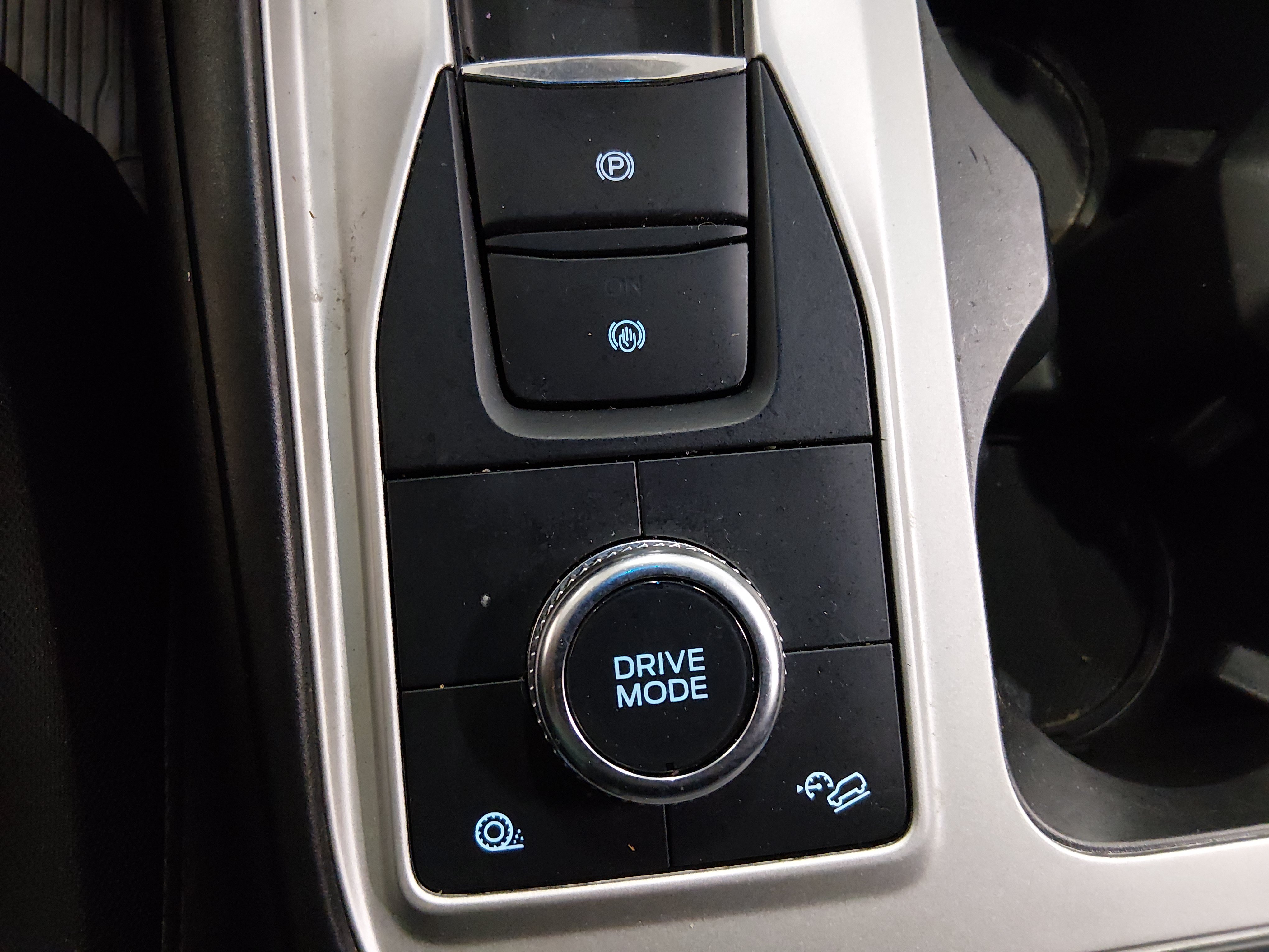 2023 Ford Explorer XLT - Photo 20