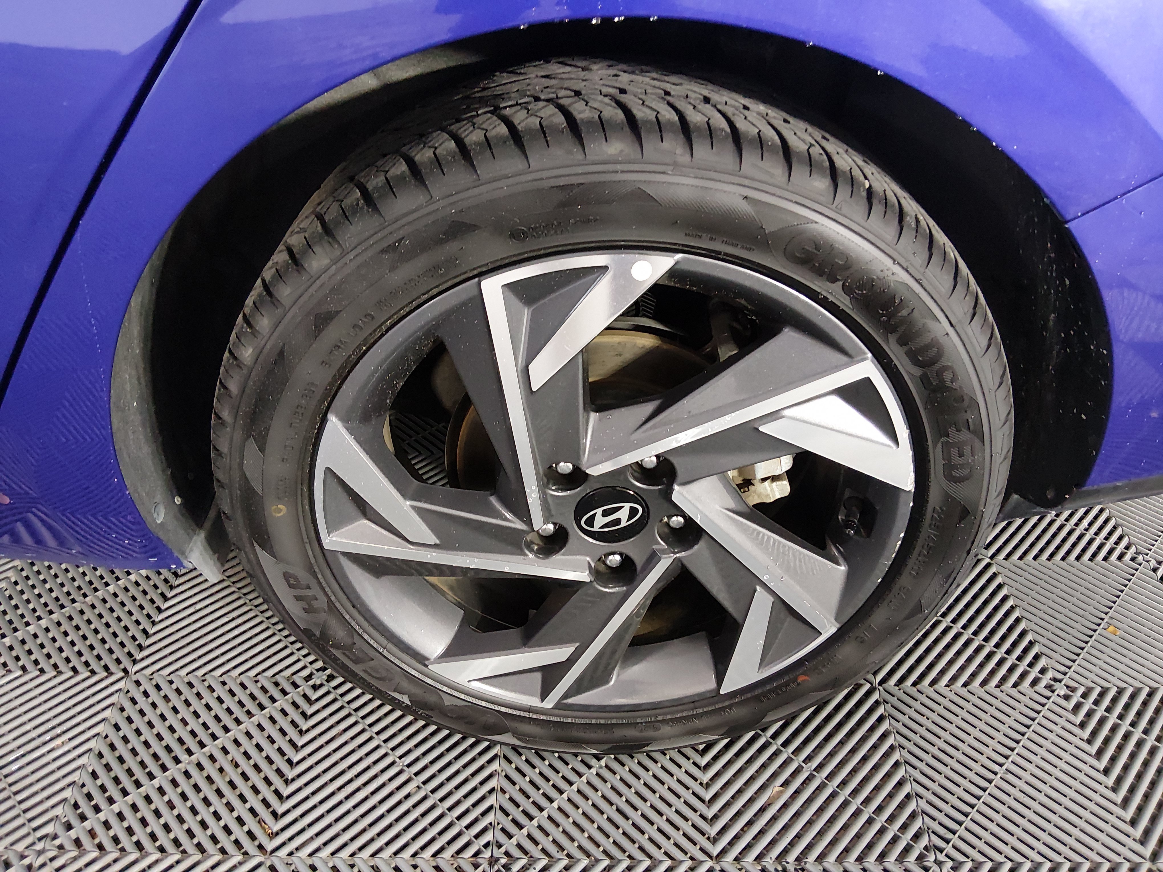 2025 Hyundai Elantra SEL - Photo 10