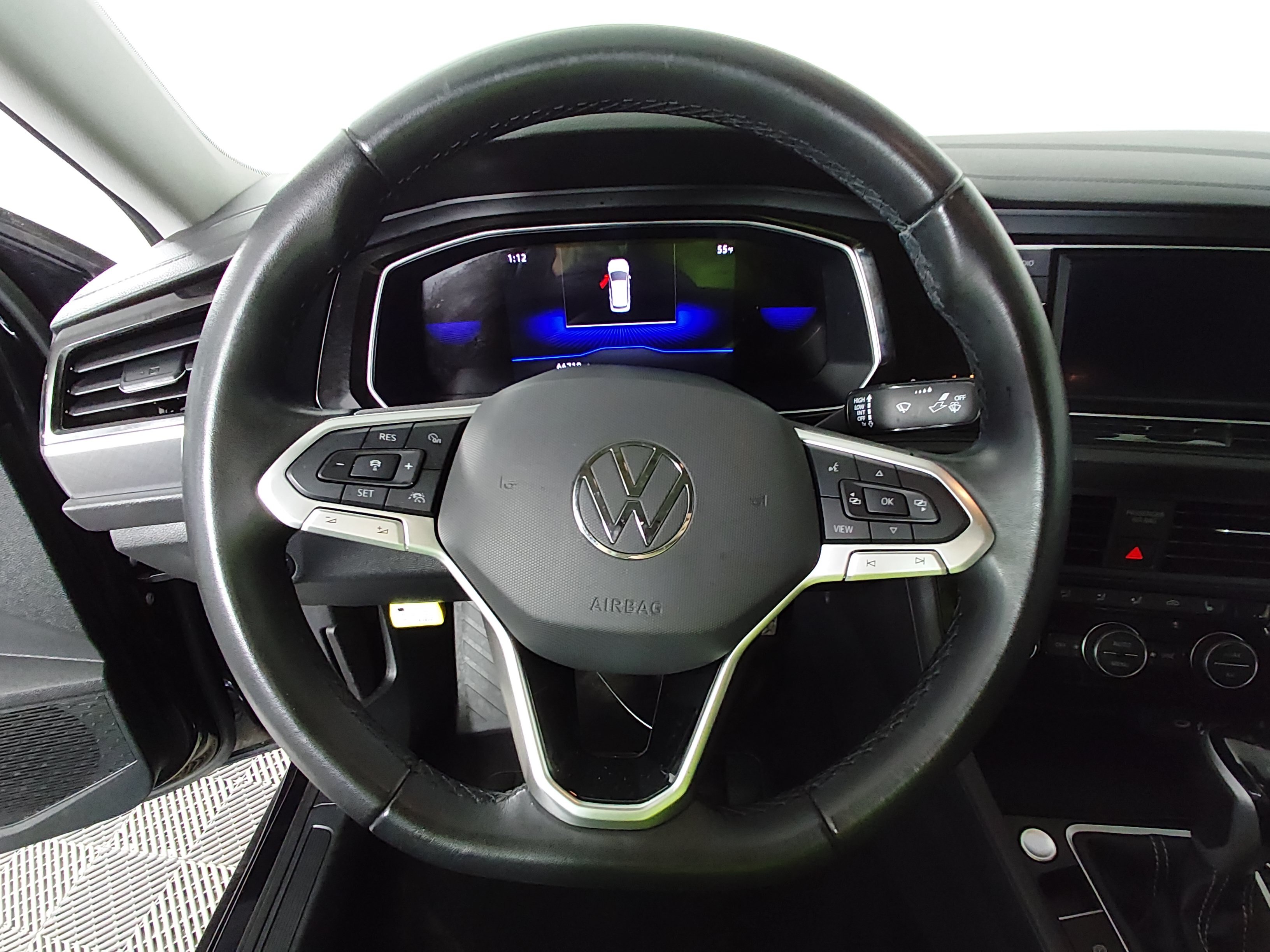 2024 Volkswagen Jetta SE - Photo 12