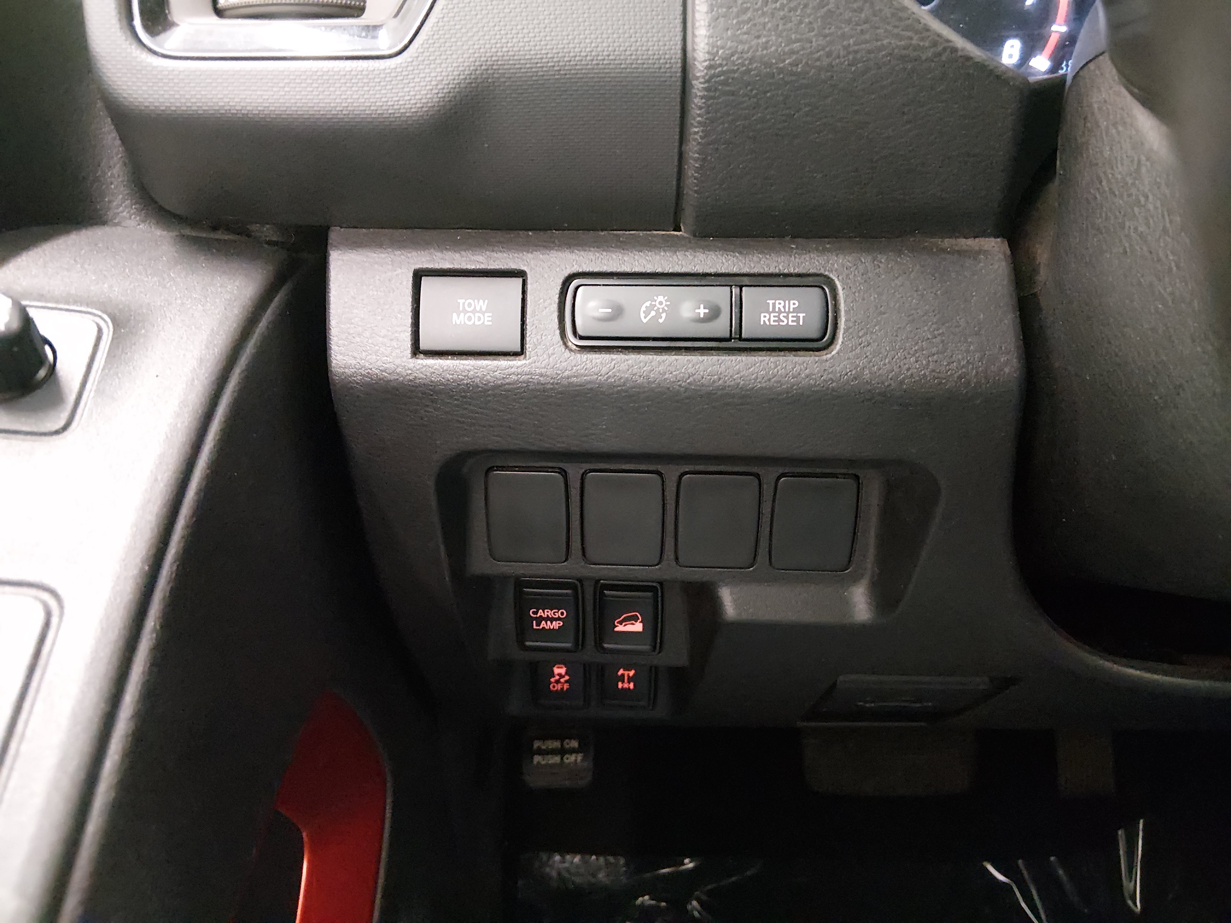 2024 Nissan Frontier PRO-4X - Photo 13