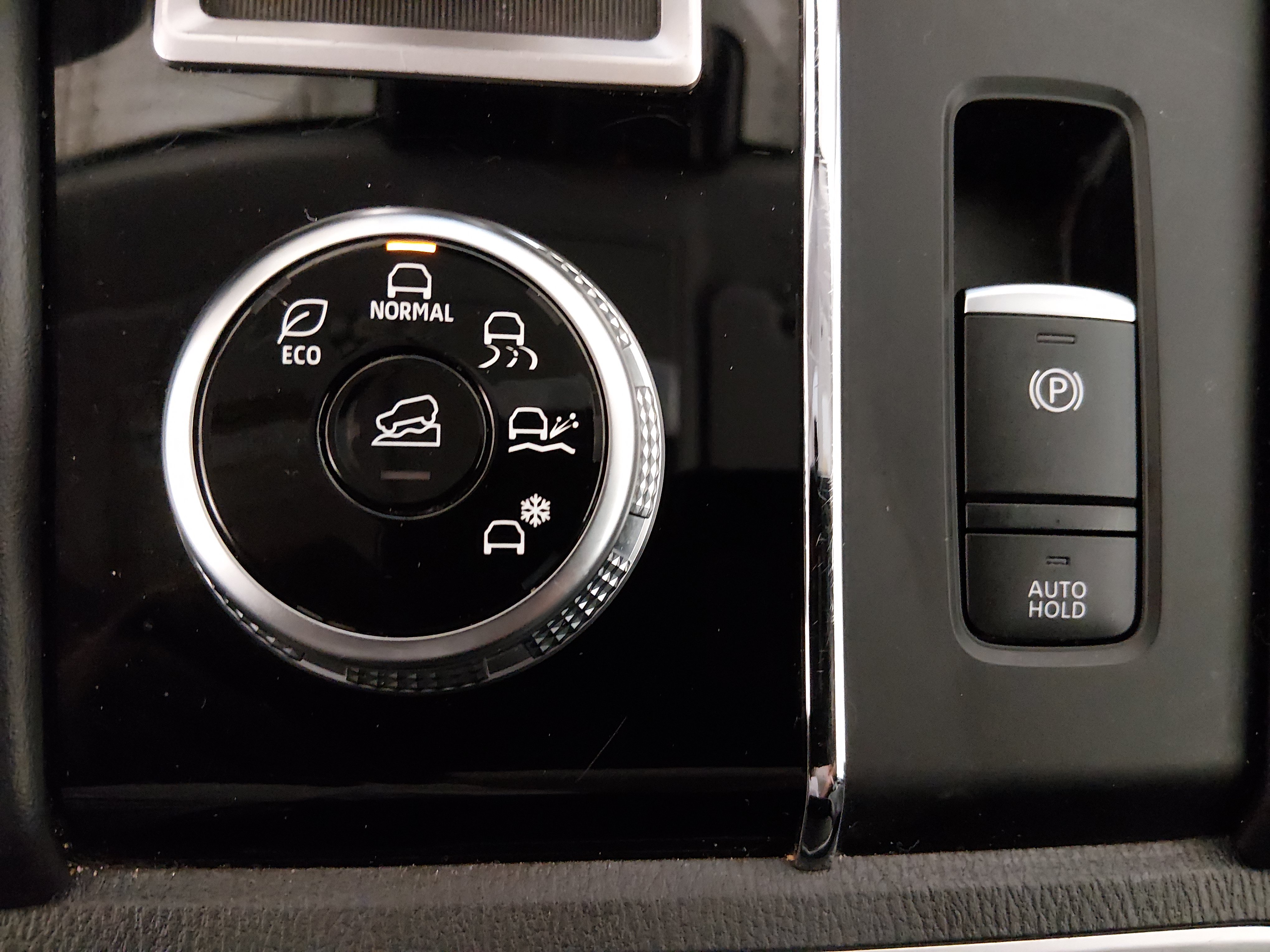 2024 Mitsubishi Outlander SE - Photo 20