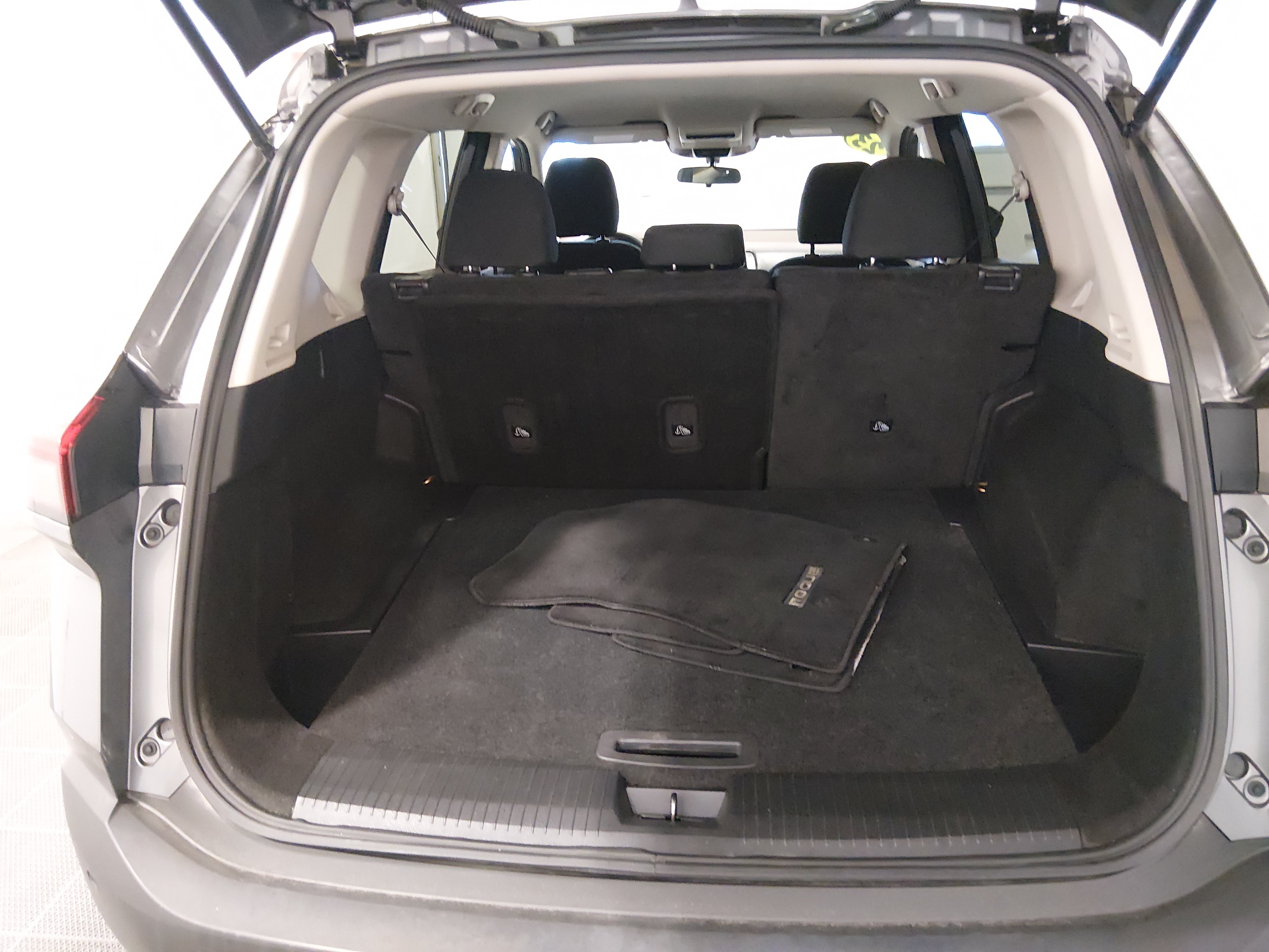 2023 Nissan Rogue S - Photo 11