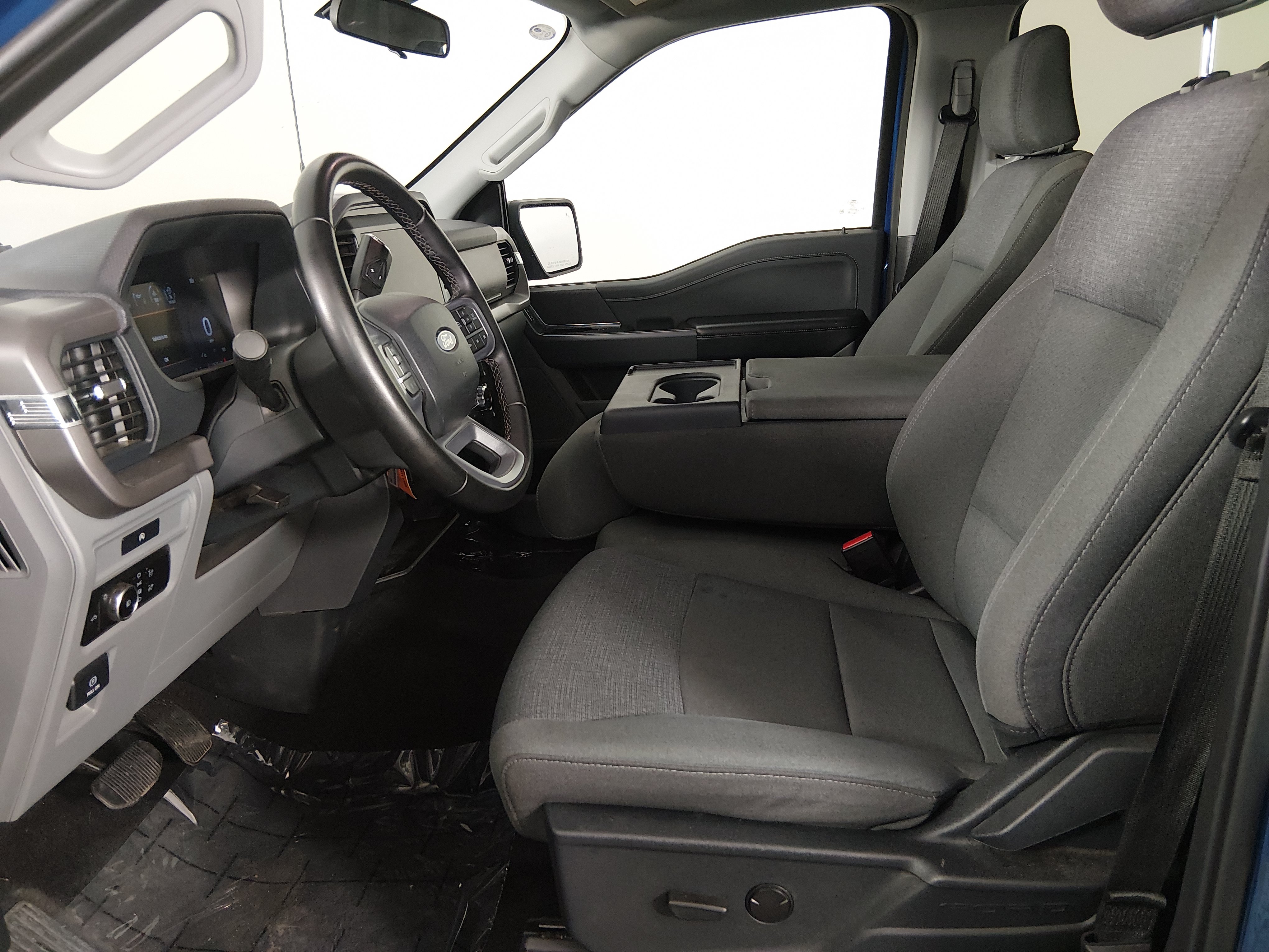 2025 Ford F-150 XLT - Photo 20