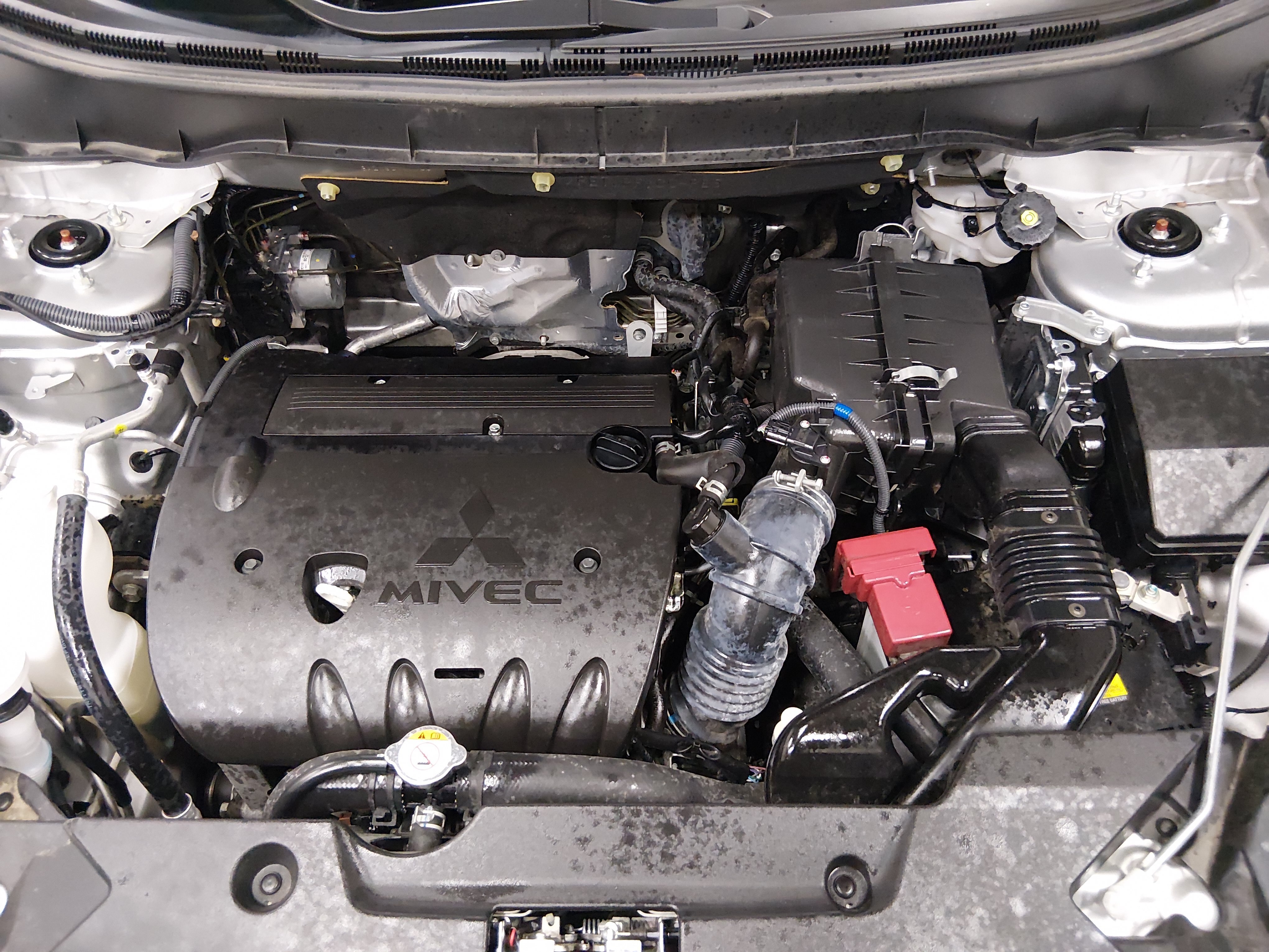 2025 Mitsubishi Outlander Sport ES - Photo 9