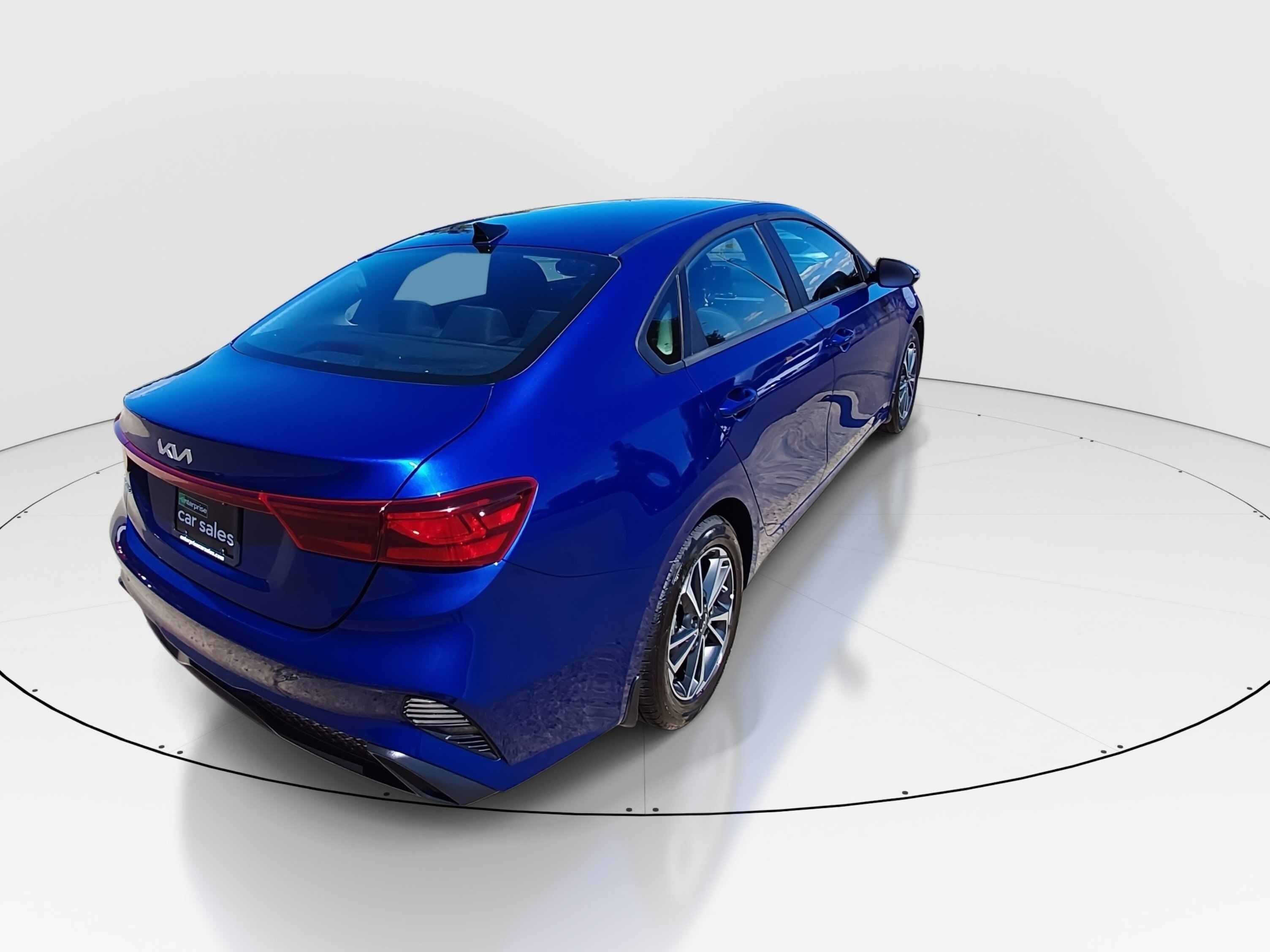 2024 Kia Forte LXS - Photo 7