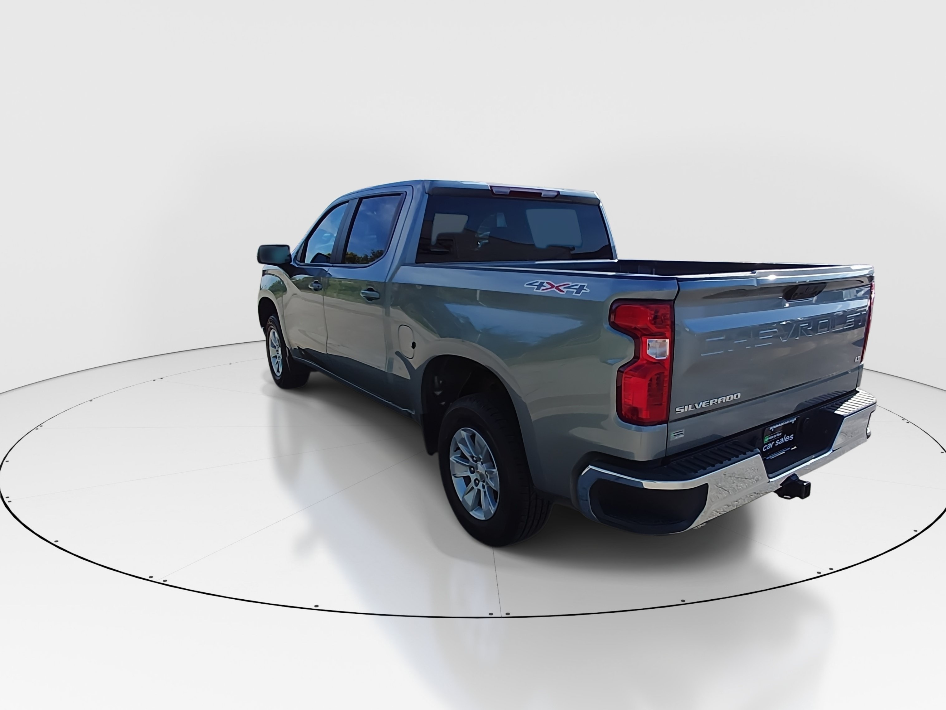 2025 Chevrolet Silverado 1500 LT - Photo 5