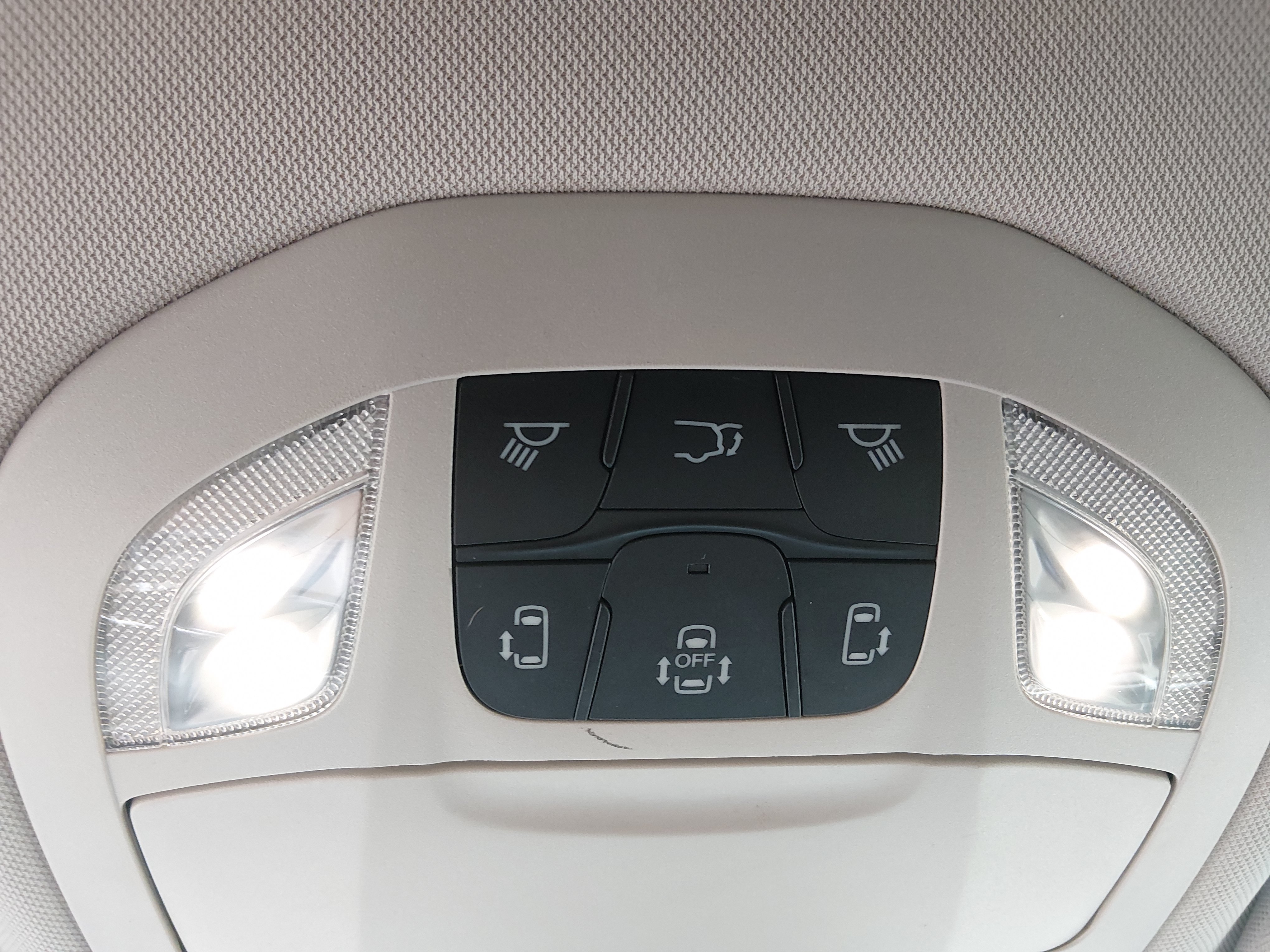 2023 Chrysler Pacifica Touring L - Photo 19