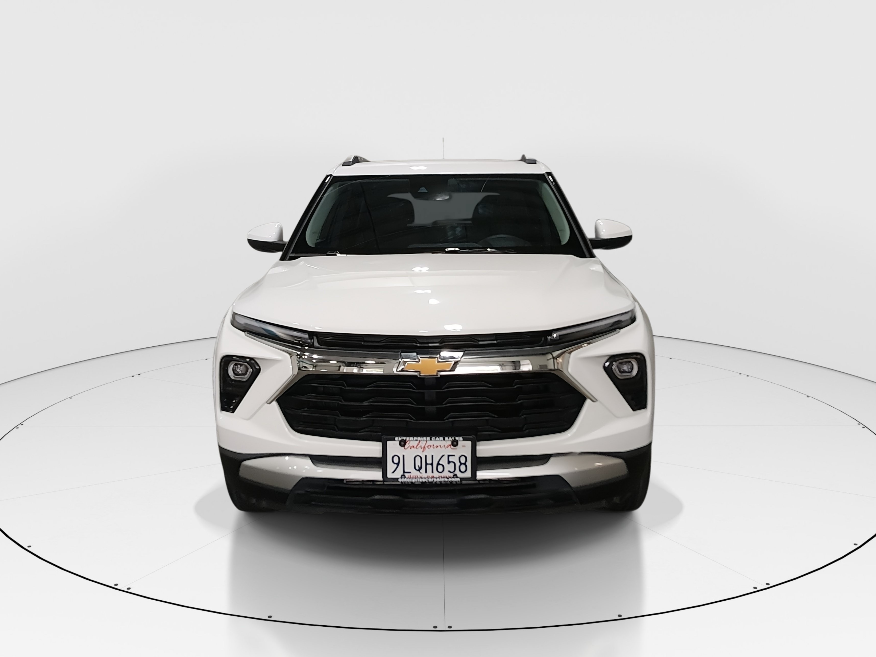 2024 Chevrolet TrailBlazer LT - Photo 2