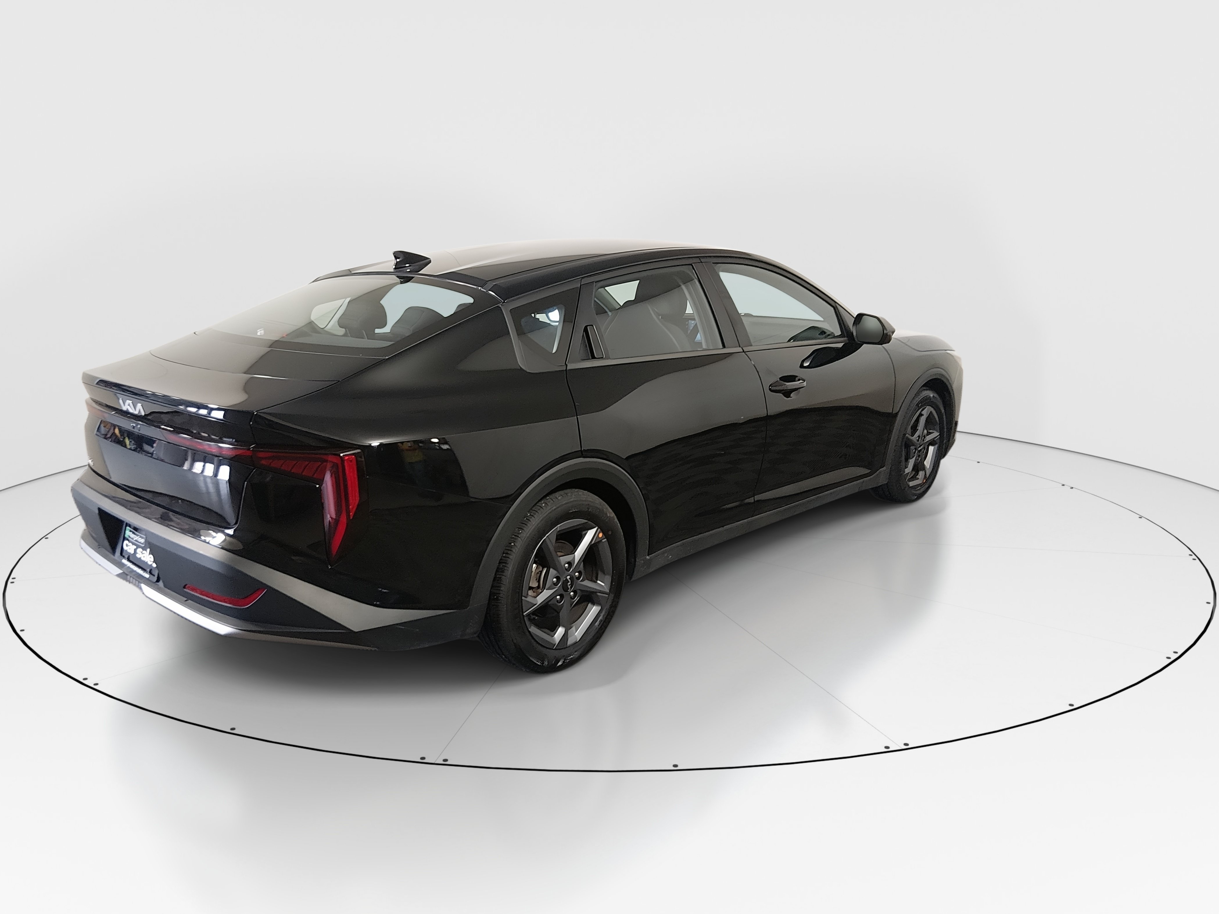 2025 Kia K4 LXS - Photo 7