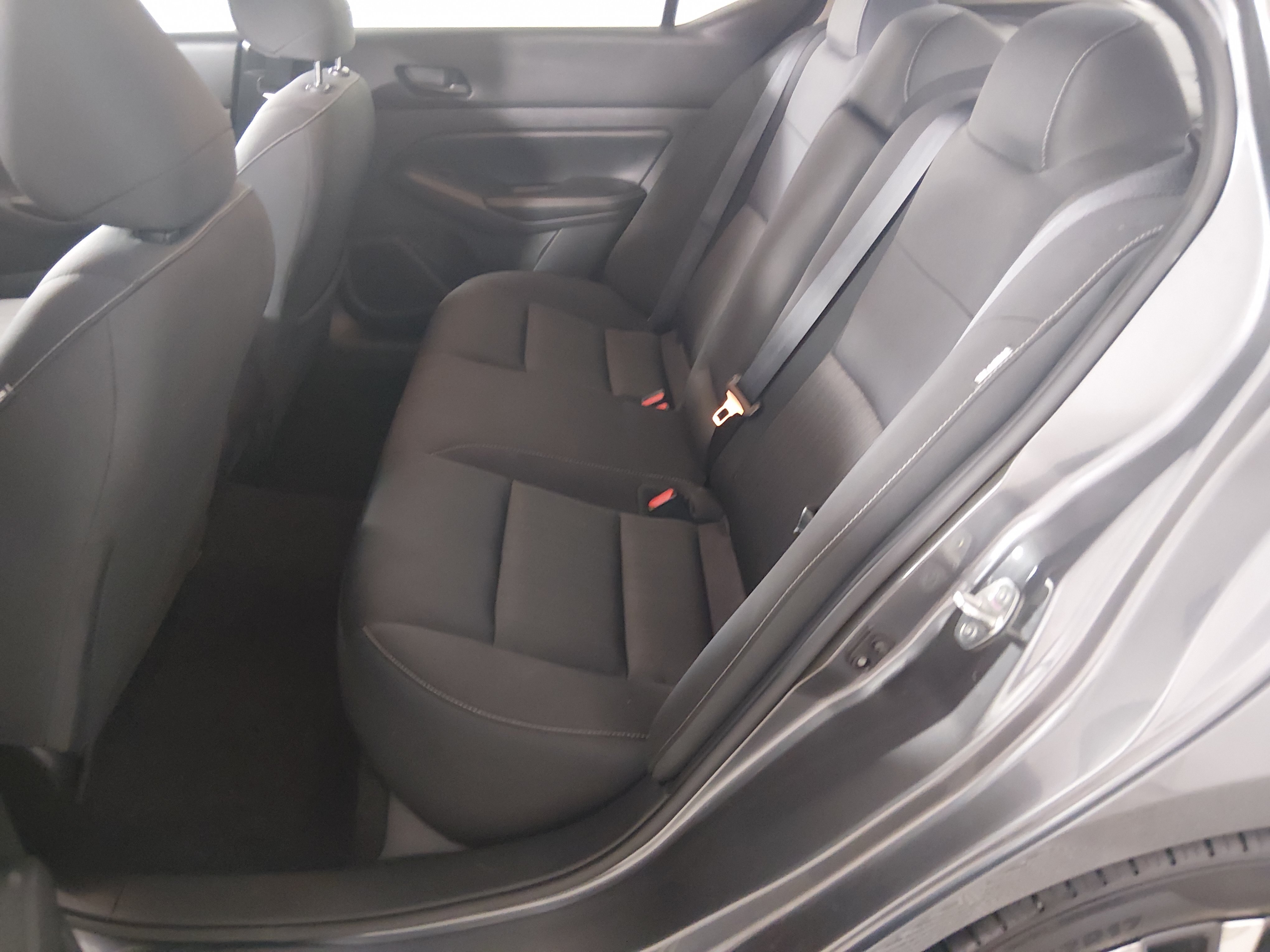 2024 Nissan Altima SV - Photo 18