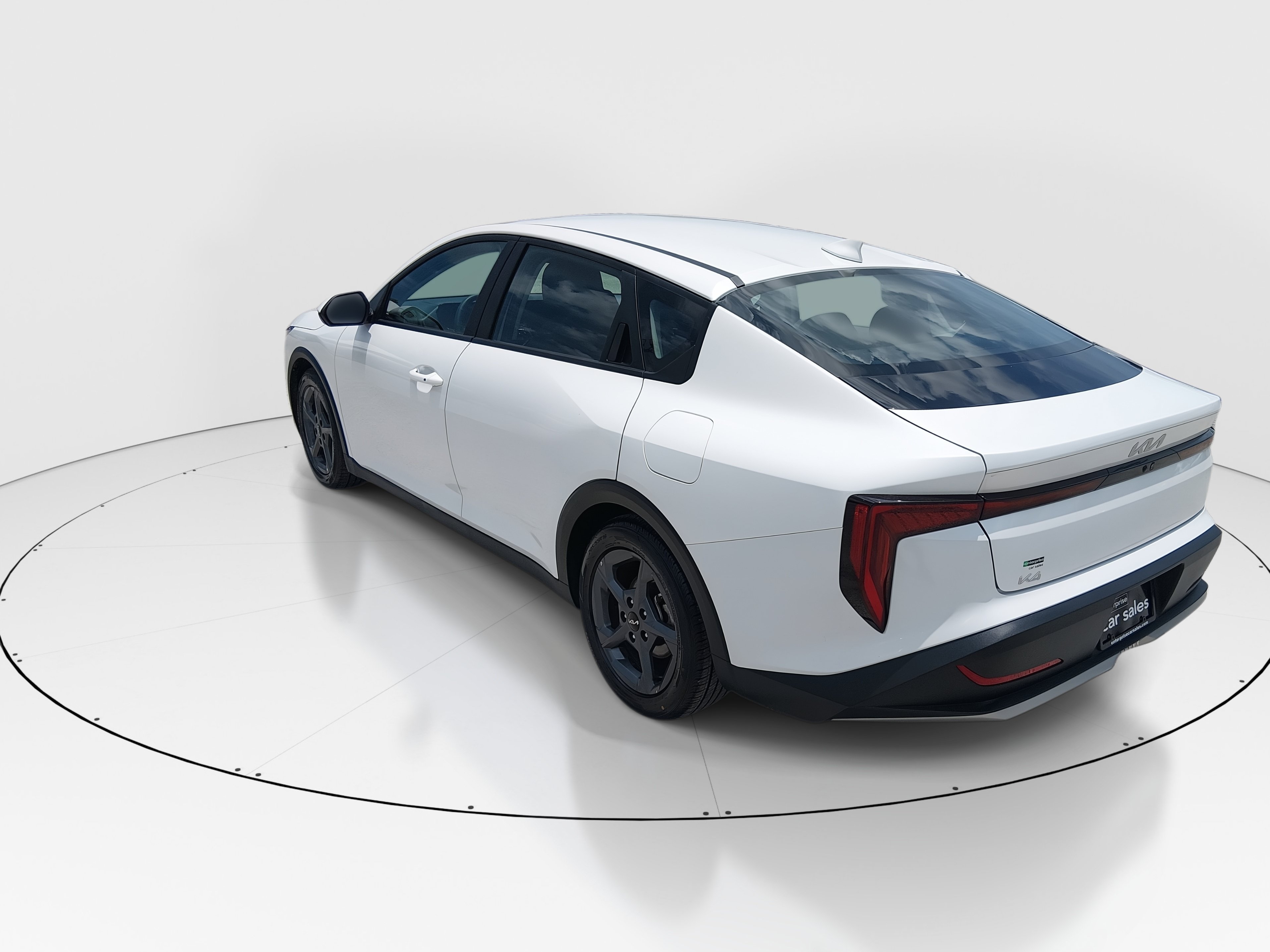 2025 Kia K4 LXS - Photo 5