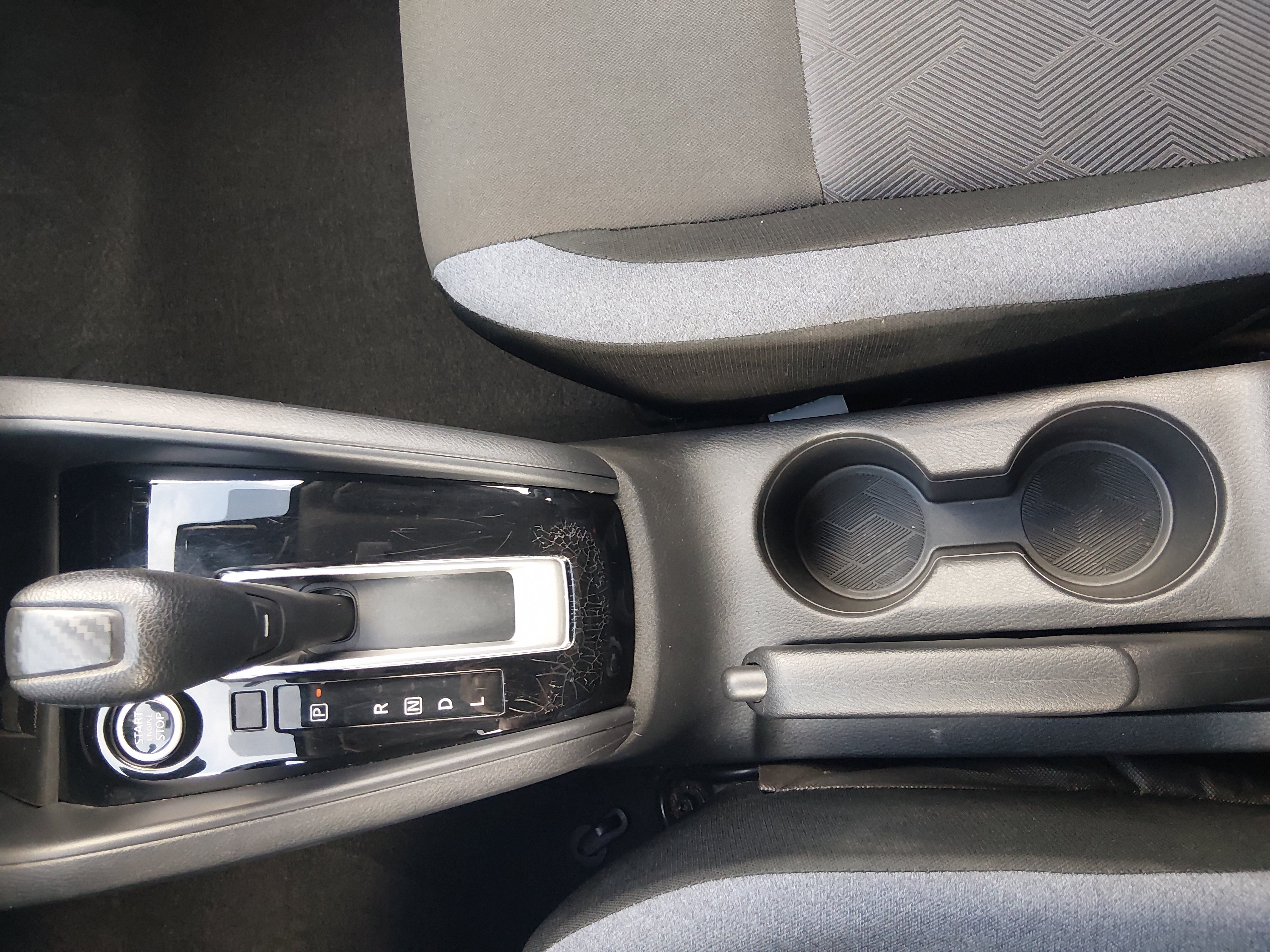 2025 Nissan Versa SV CVT, photo 23