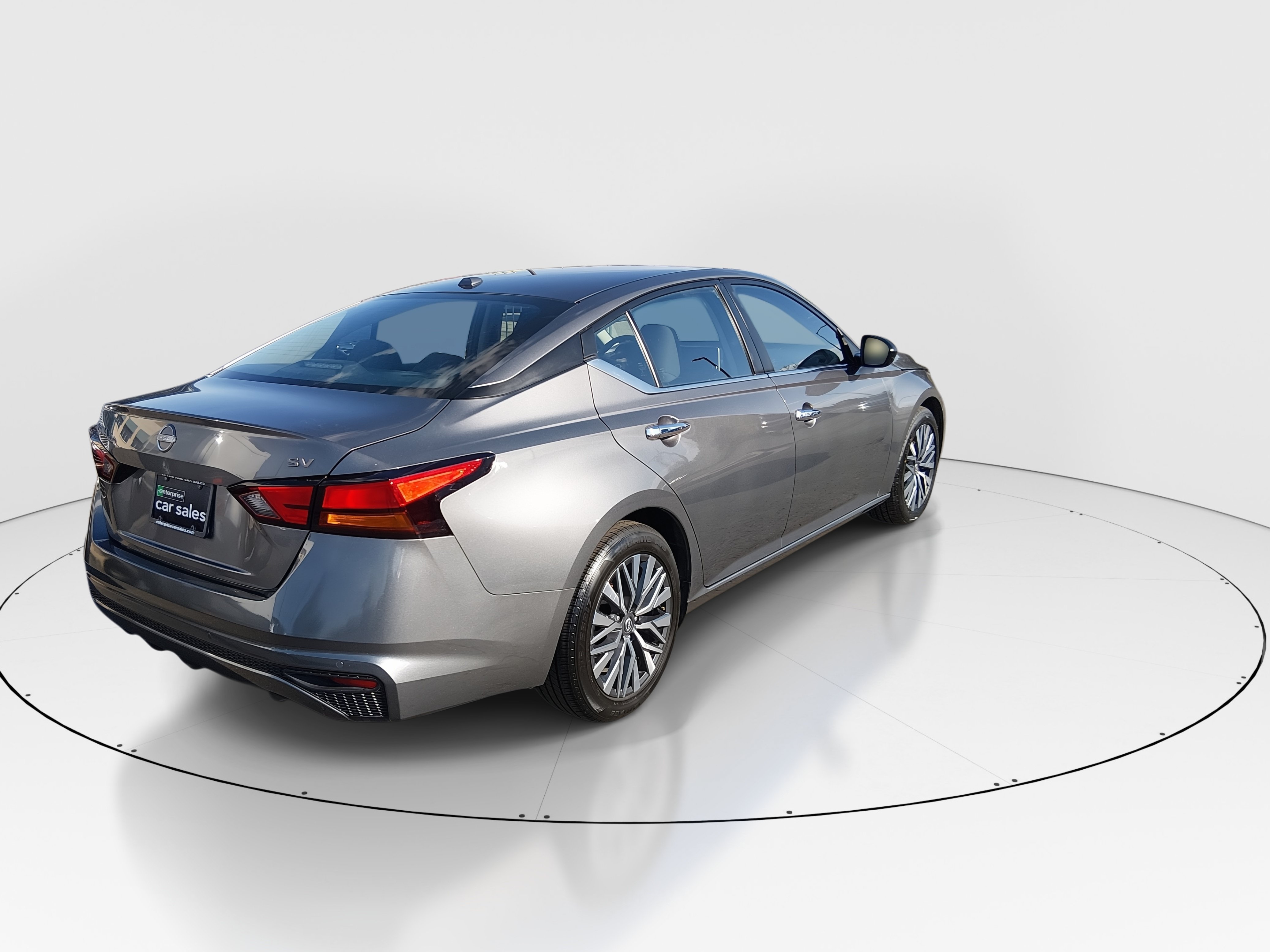 2024 Nissan Altima SV - Photo 7
