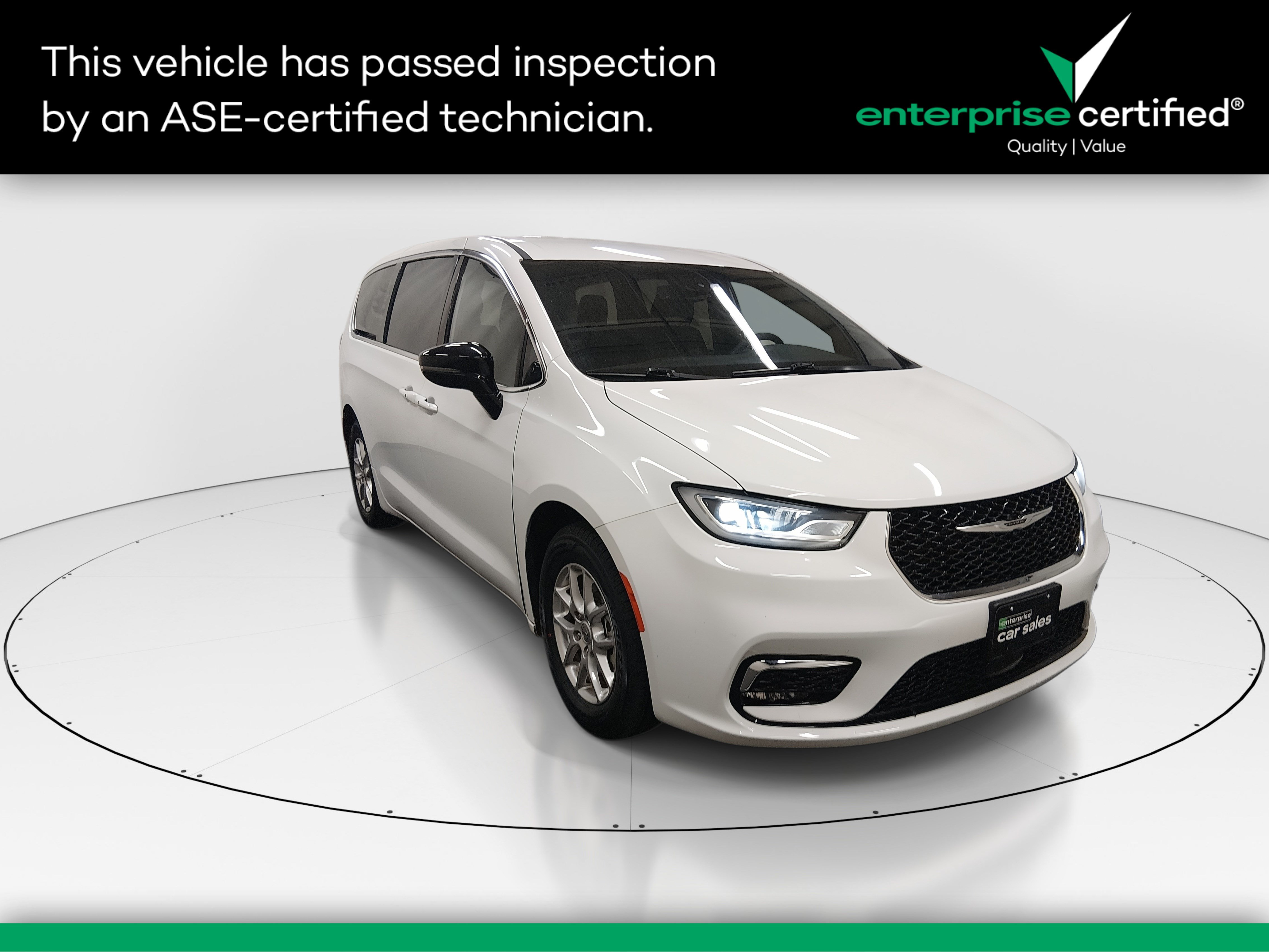 2025 Chrysler Pacifica Select