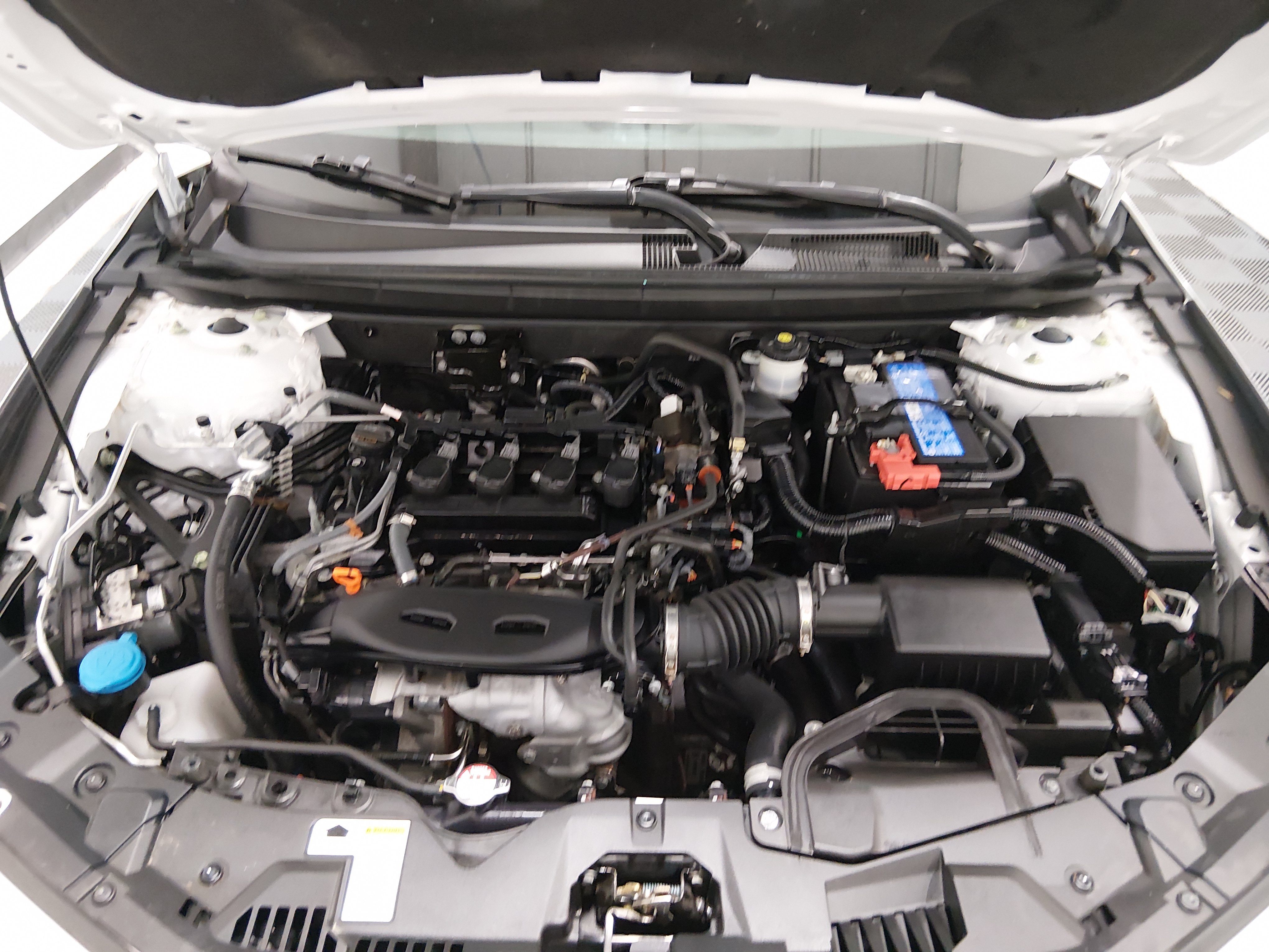 2024 Honda Accord EX - Photo 9
