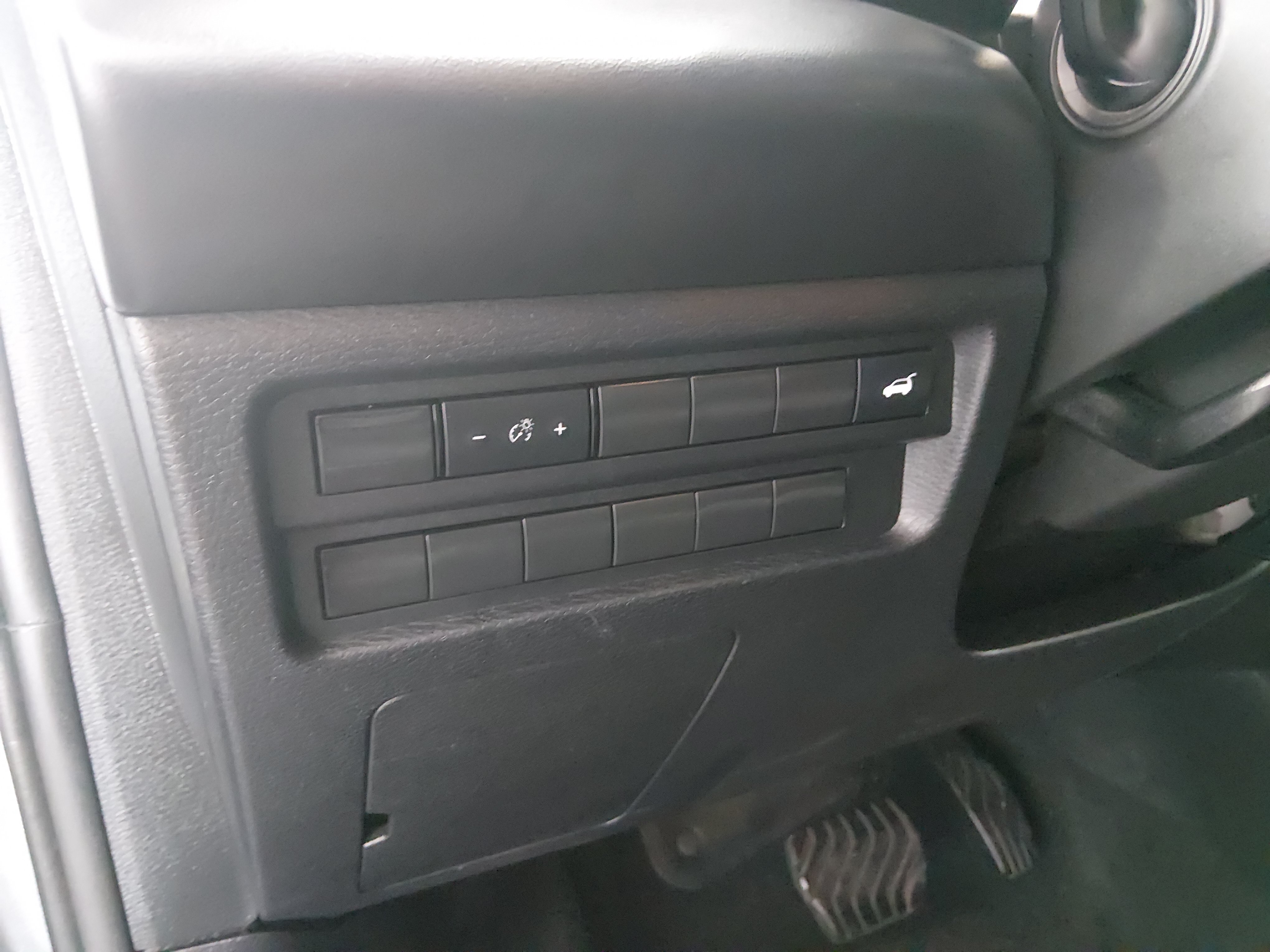 2024 Mitsubishi Outlander SE - Photo 13