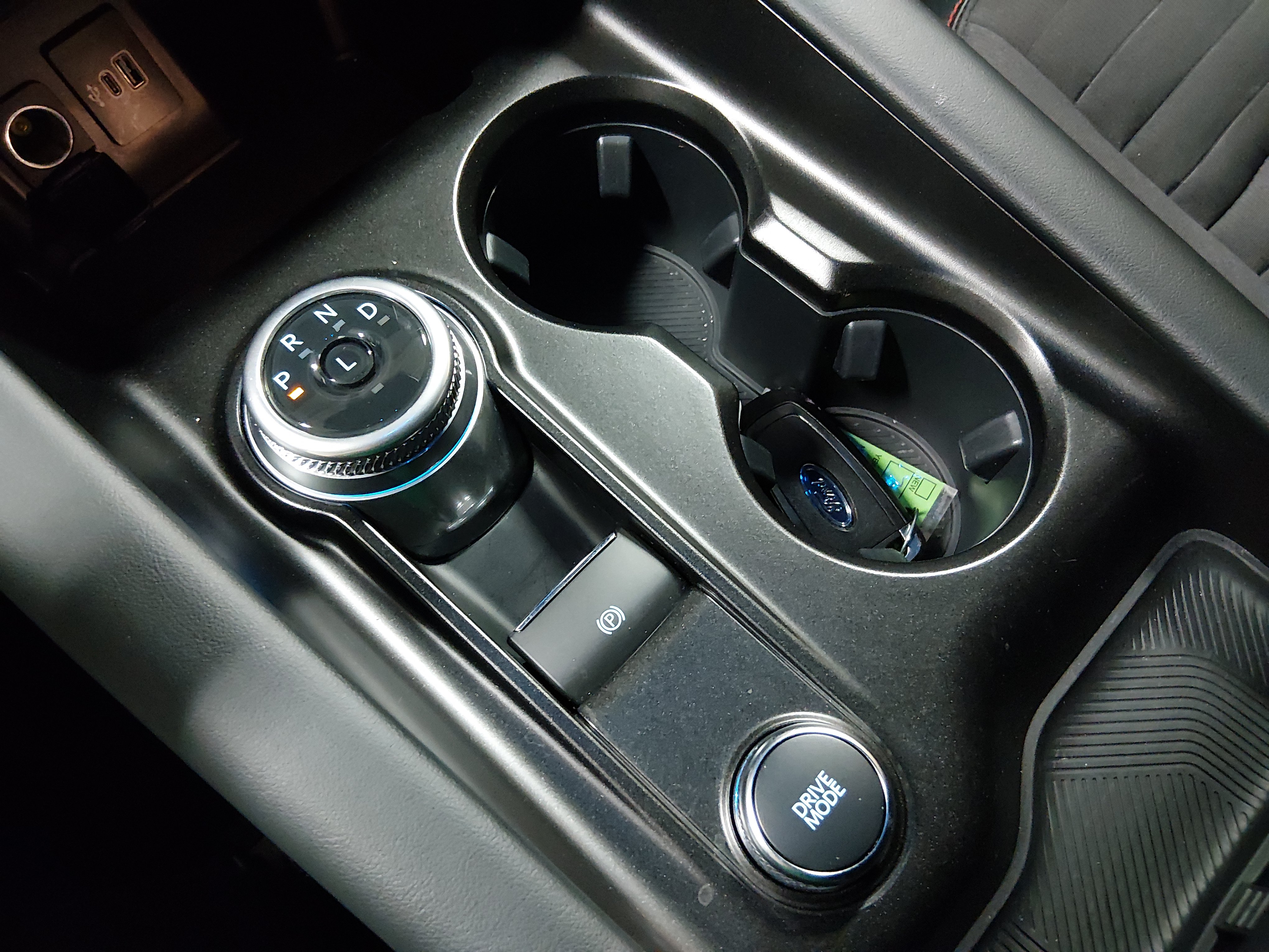 2025 Ford Explorer ST-LINE - Photo 21
