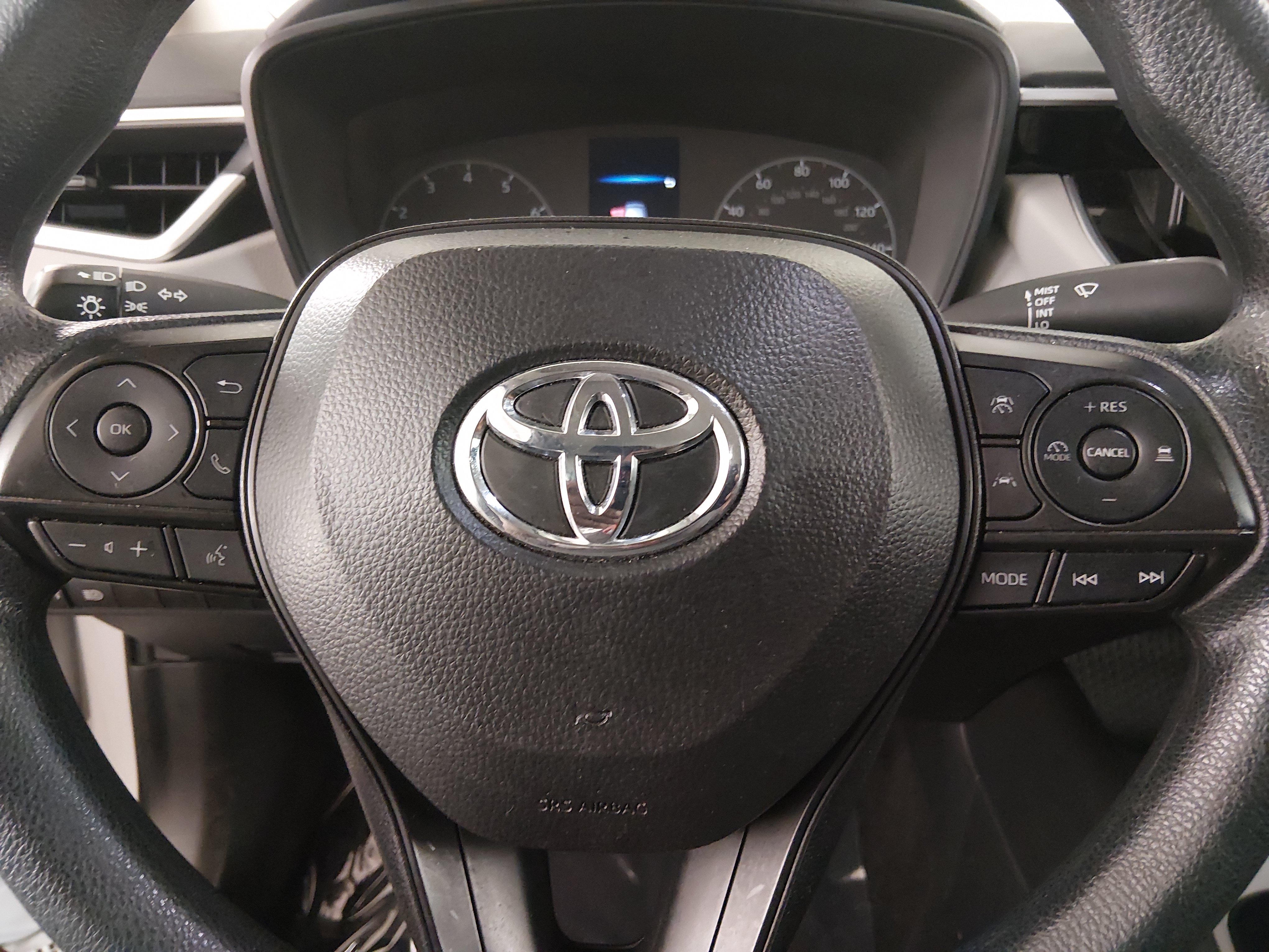 2024 Toyota Corolla LE - Photo 12