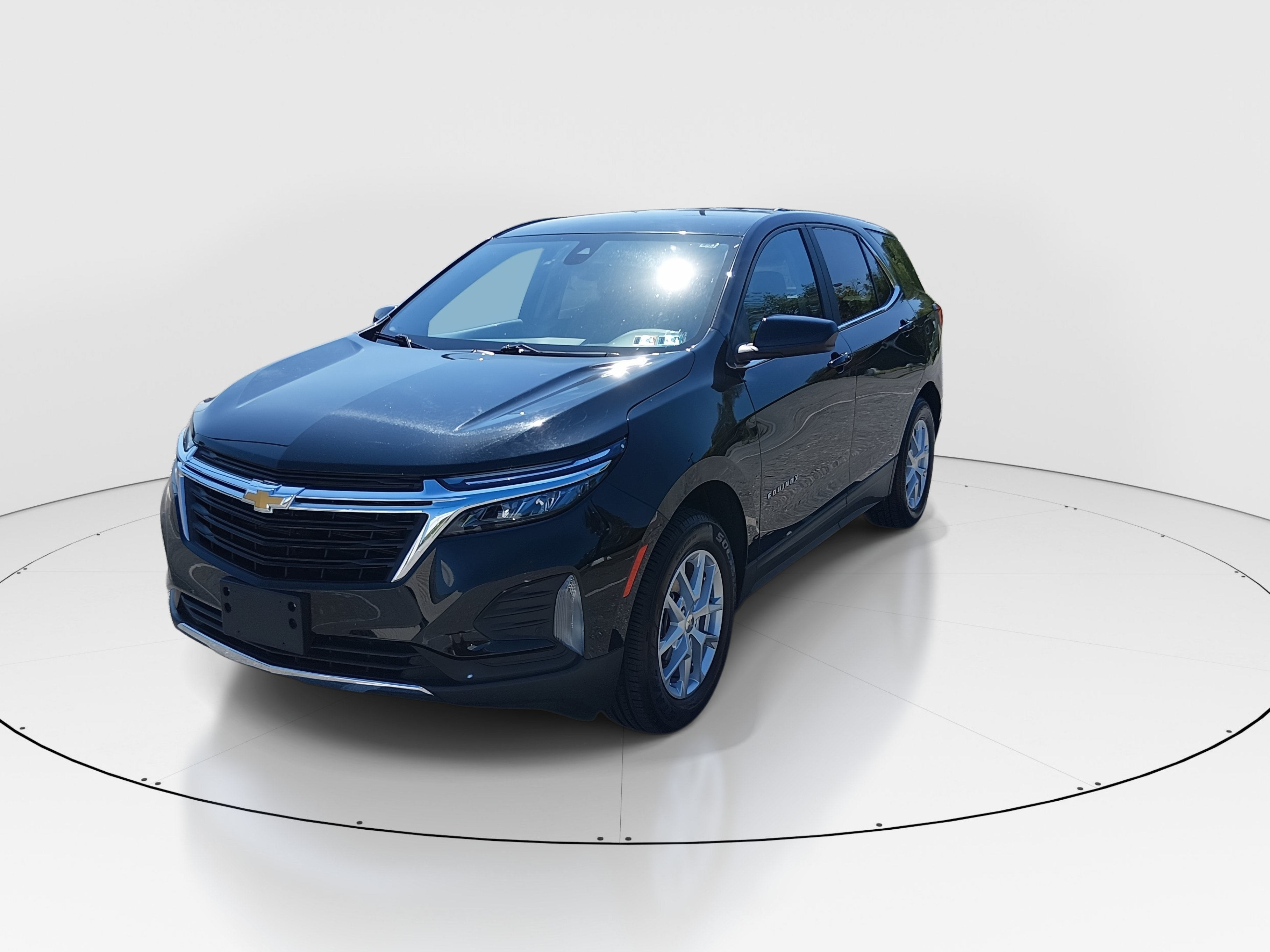 2024 Chevrolet Equinox LT - Photo 3