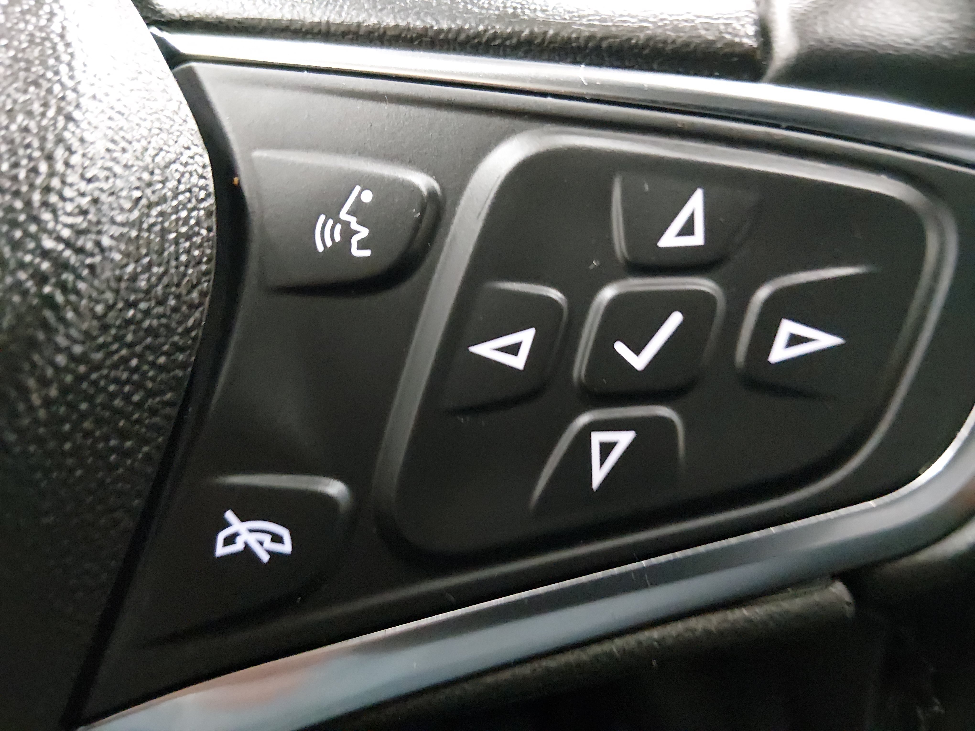 2024 Chevrolet Equinox LT - Photo 20