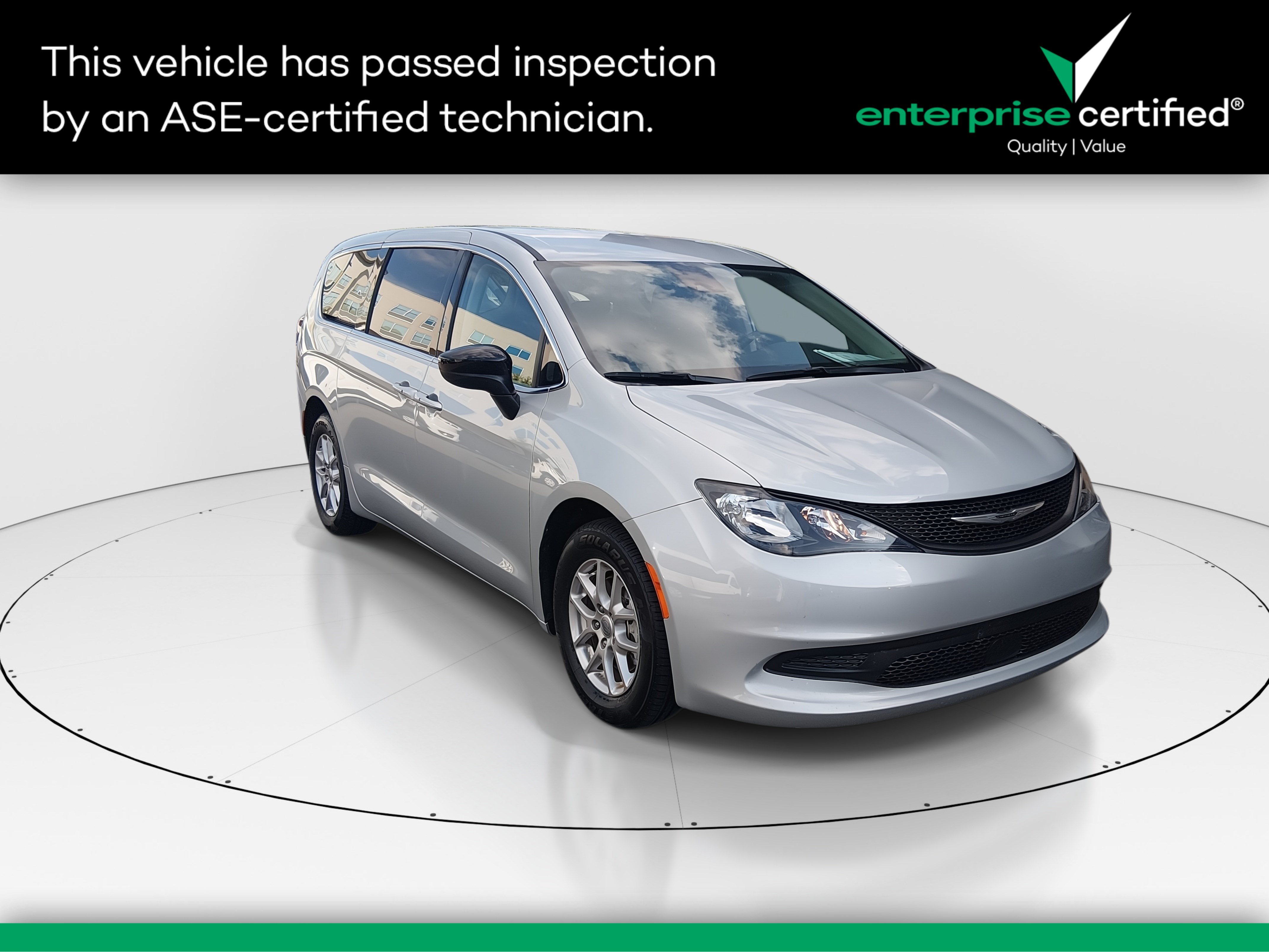 2024 Chrysler Voyager